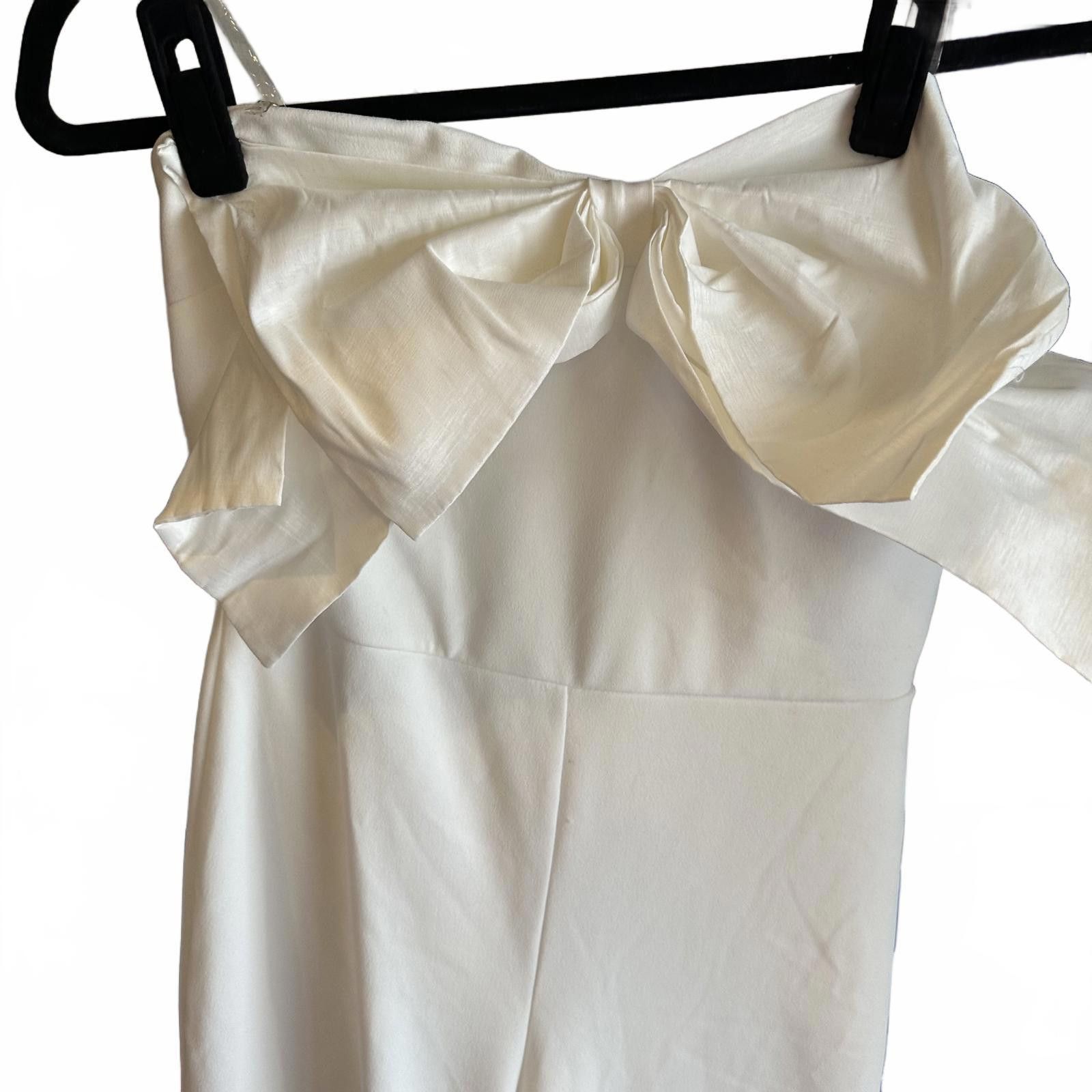 Designer Elegant white romper Size 32" / US 10 / IT 46 - 2 Thumbnail