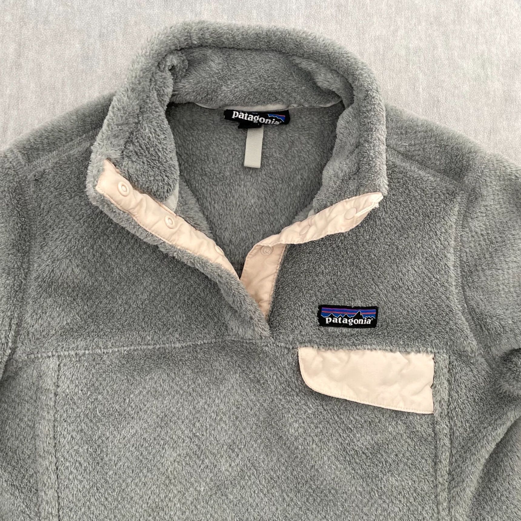 Patagonia Patagonia Jacket Womens Small Gray Snap T Fleece Pullover Polartec Logo Ladies S Size S / US 4 / IT 40 - 3 Thumbnail