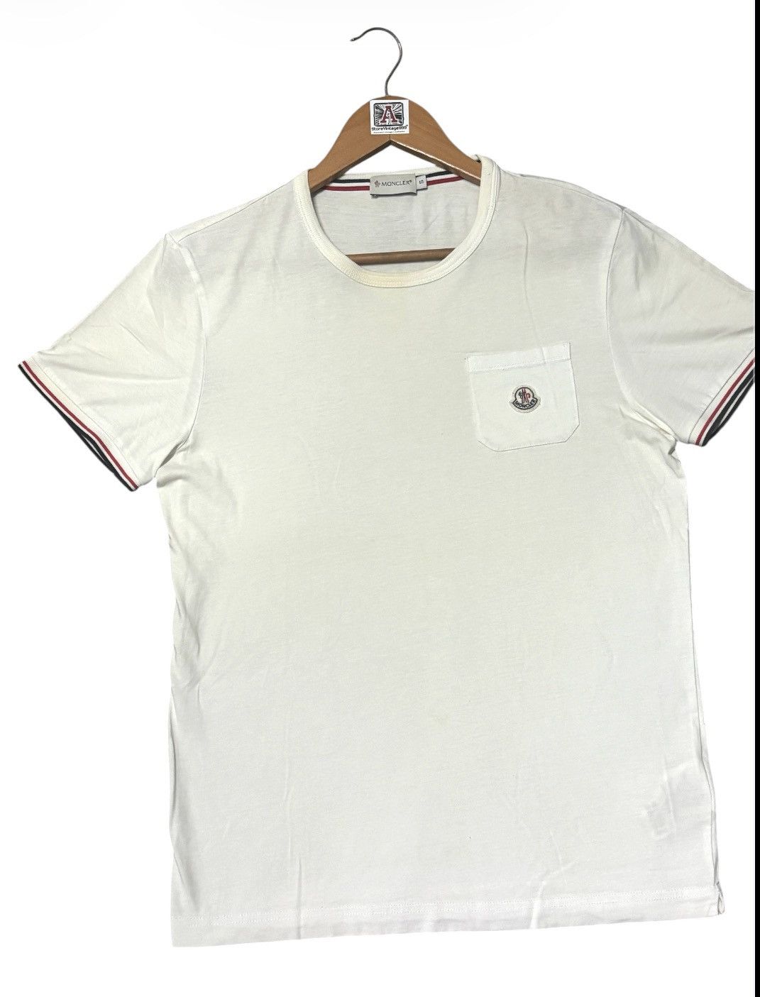 Moncler 💸BINDDING OFFER💸MONCLER MAGLIA SMALL LOGO POKET TSHIRT TEE💥 Size US S / EU 44-46 / 1 - 3 Thumbnail