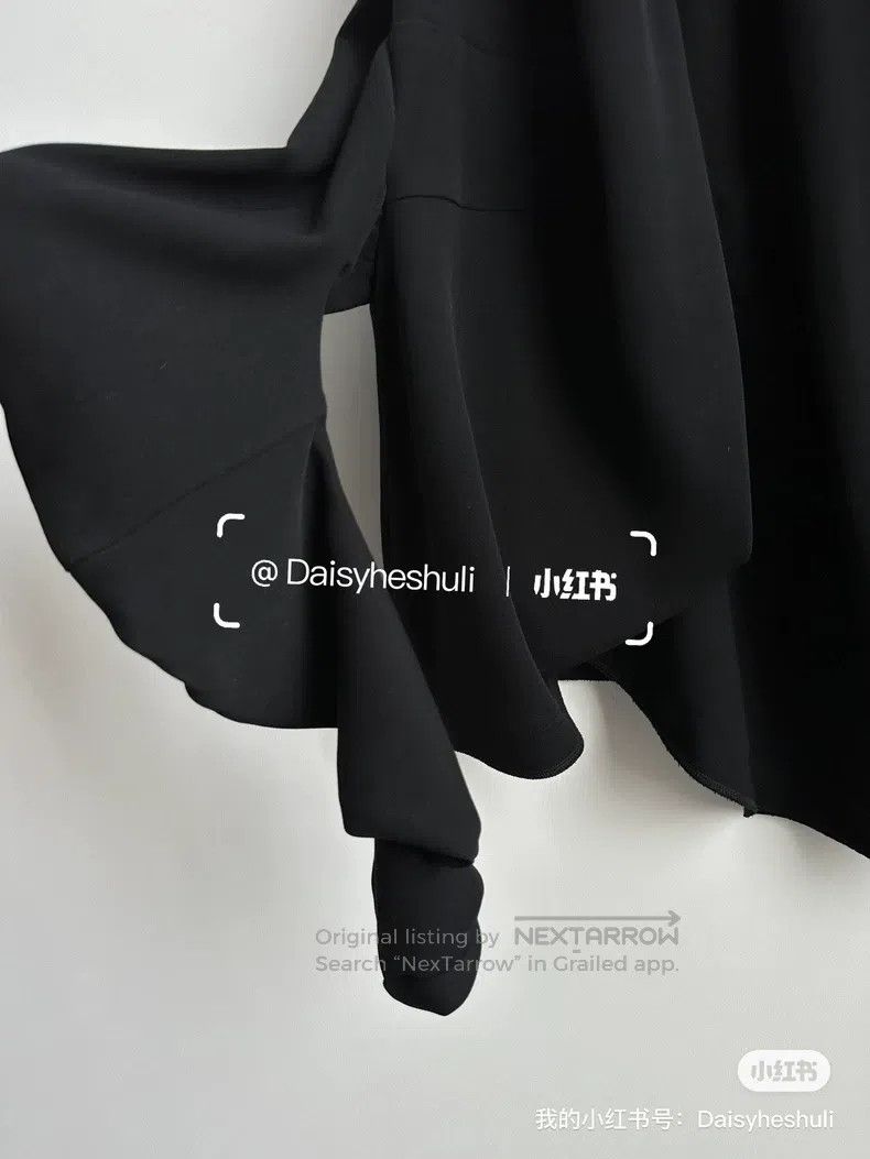Comme des Garcons Comme Des Garcons size M Skirt, asymmetric deformed half-s Size 22" - 4 Thumbnail