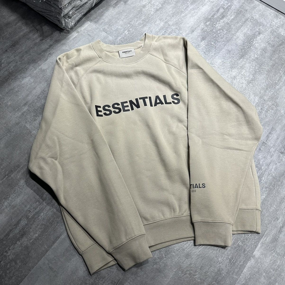 FOG ESSENTIALS Tan outlets Crewneck Sweatshirt Small