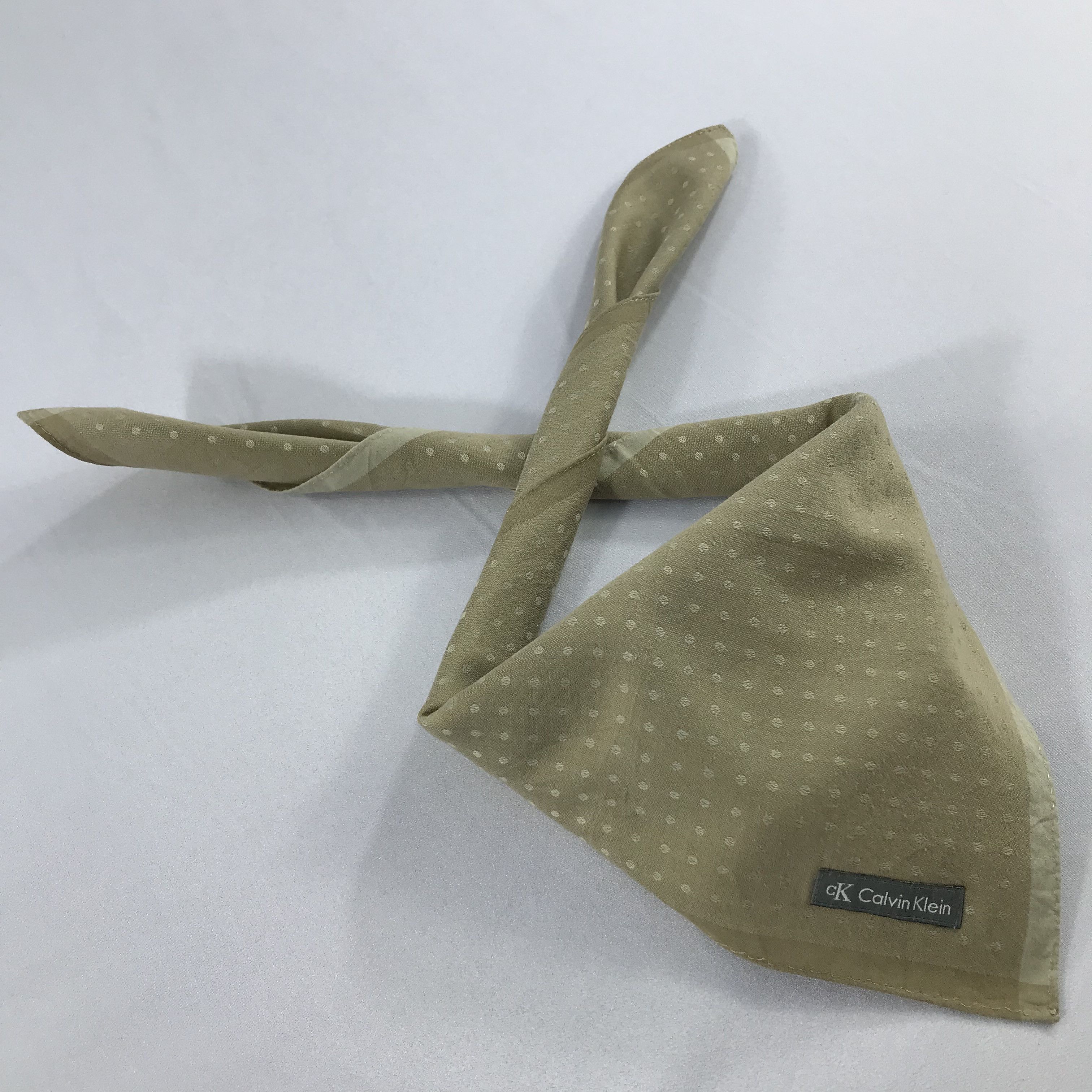 Calvin Klein × Vintage Calvin Klein Bandana / Handkerchief / Neckerchief - S1932 Size ONE SIZE - 4 Thumbnail