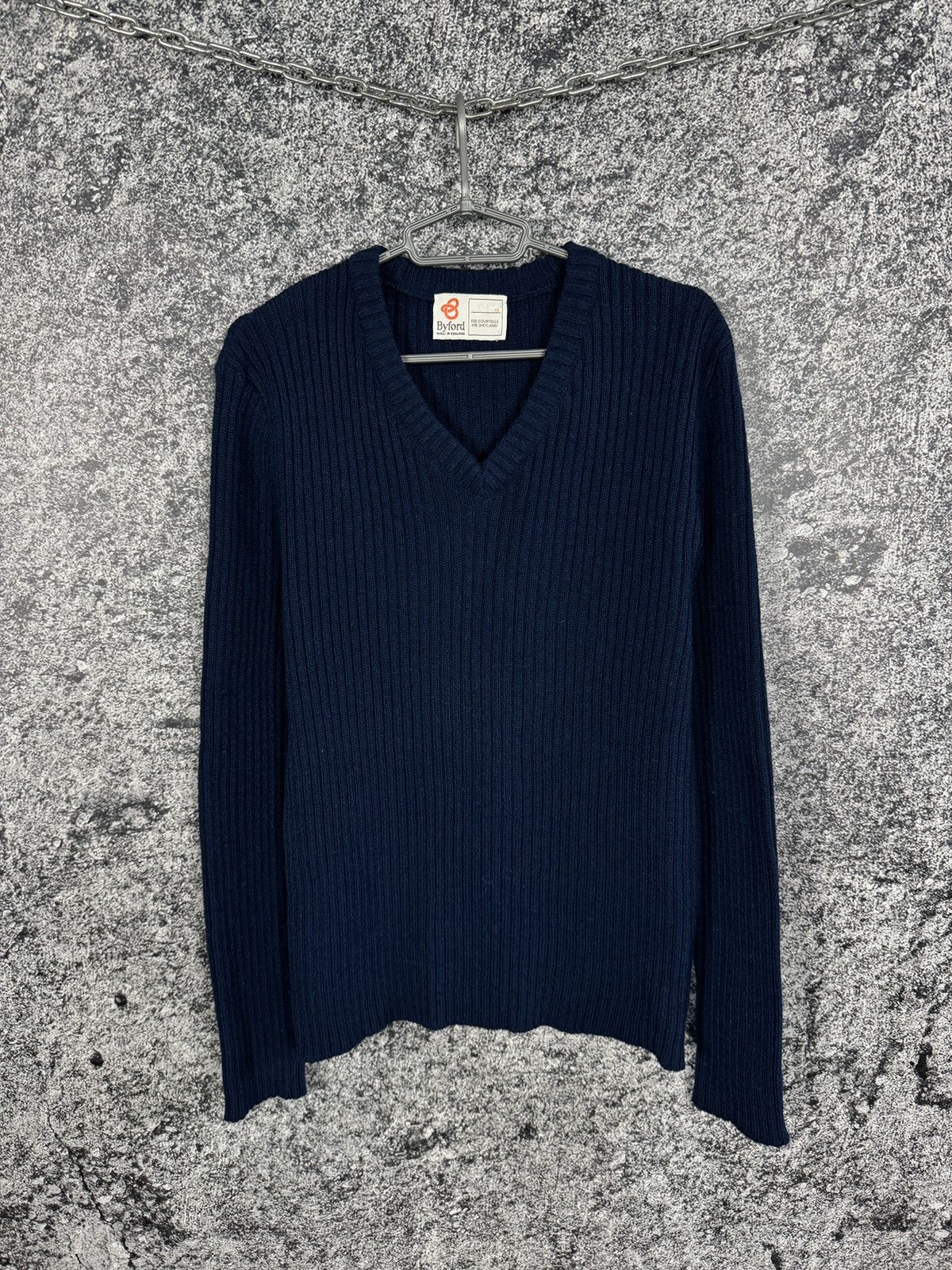 Vintage Byford V-Neck Wool Sweater Made in England Pullover Size 44 Size US S / EU 44-46 / 1 - 1 Thumbnail