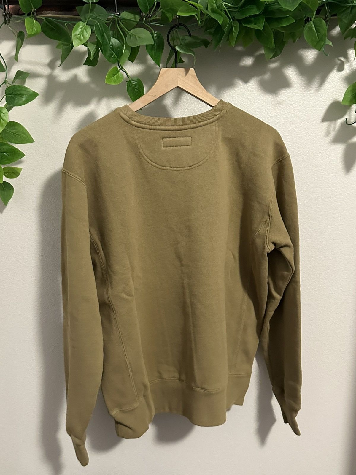 Afield Out Afield out lost in the valley Crewneck Size US M / EU 48-50 / 2 - 4 Thumbnail