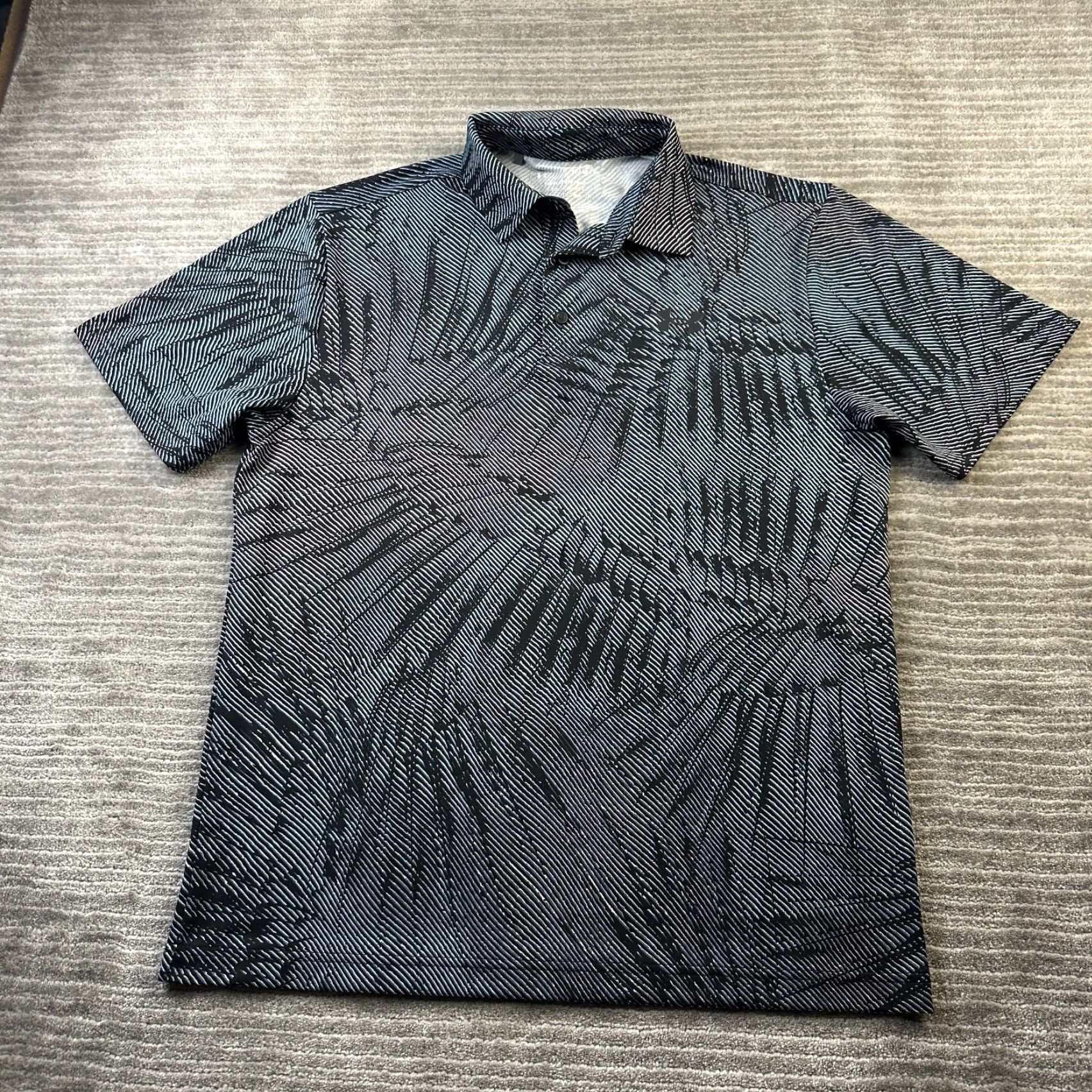 Under Armour Under Armour Polo Shirt Mens M Blue Golf All Over Print Geometric Size US M / EU 48-50 / 2 - 2 Thumbnail