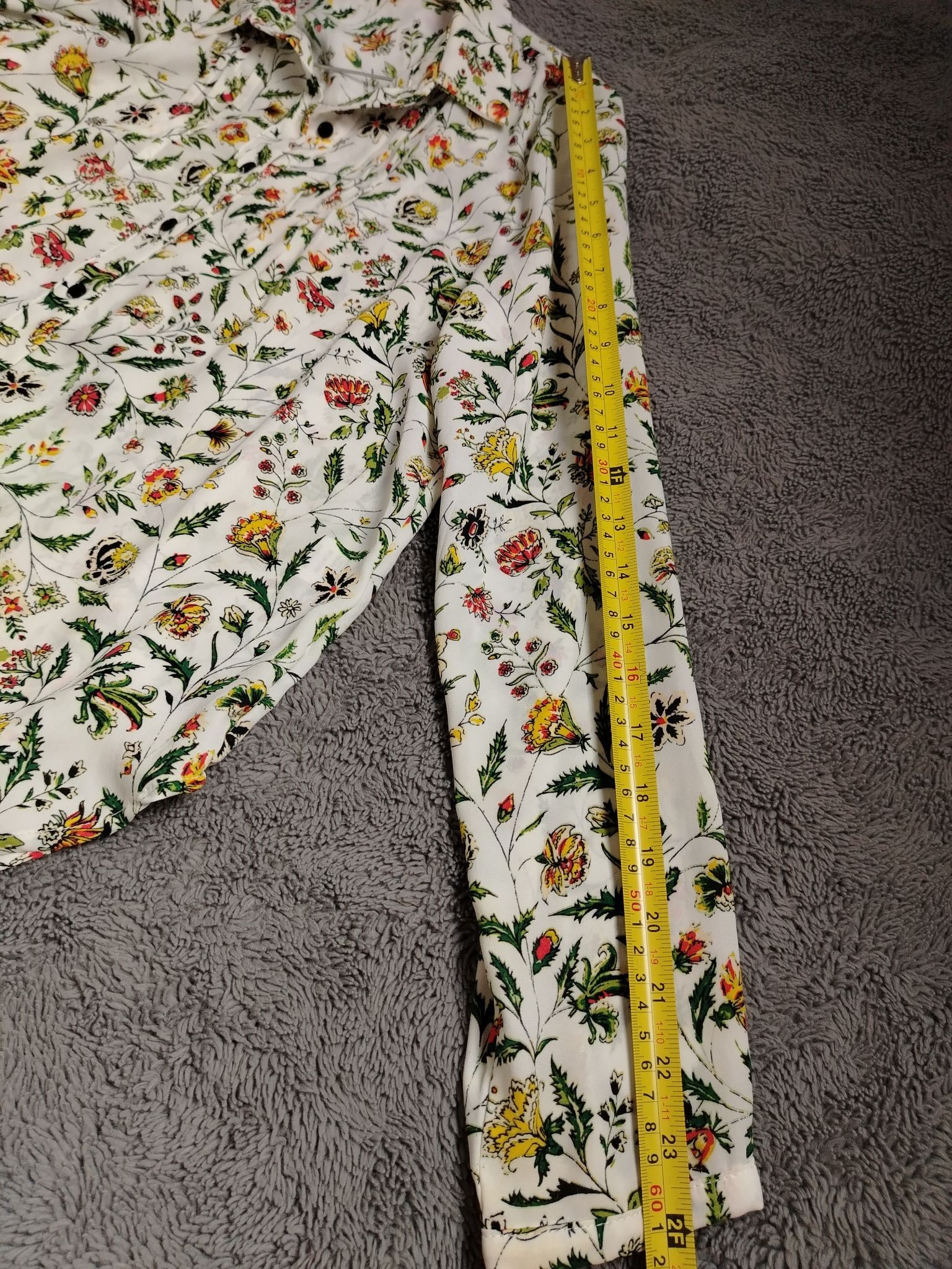 Other Pre-Loved Shirt Women's M Floral Long Sleeve Button Front Size M / US 6-8 / IT 42-44 - 7 Thumbnail