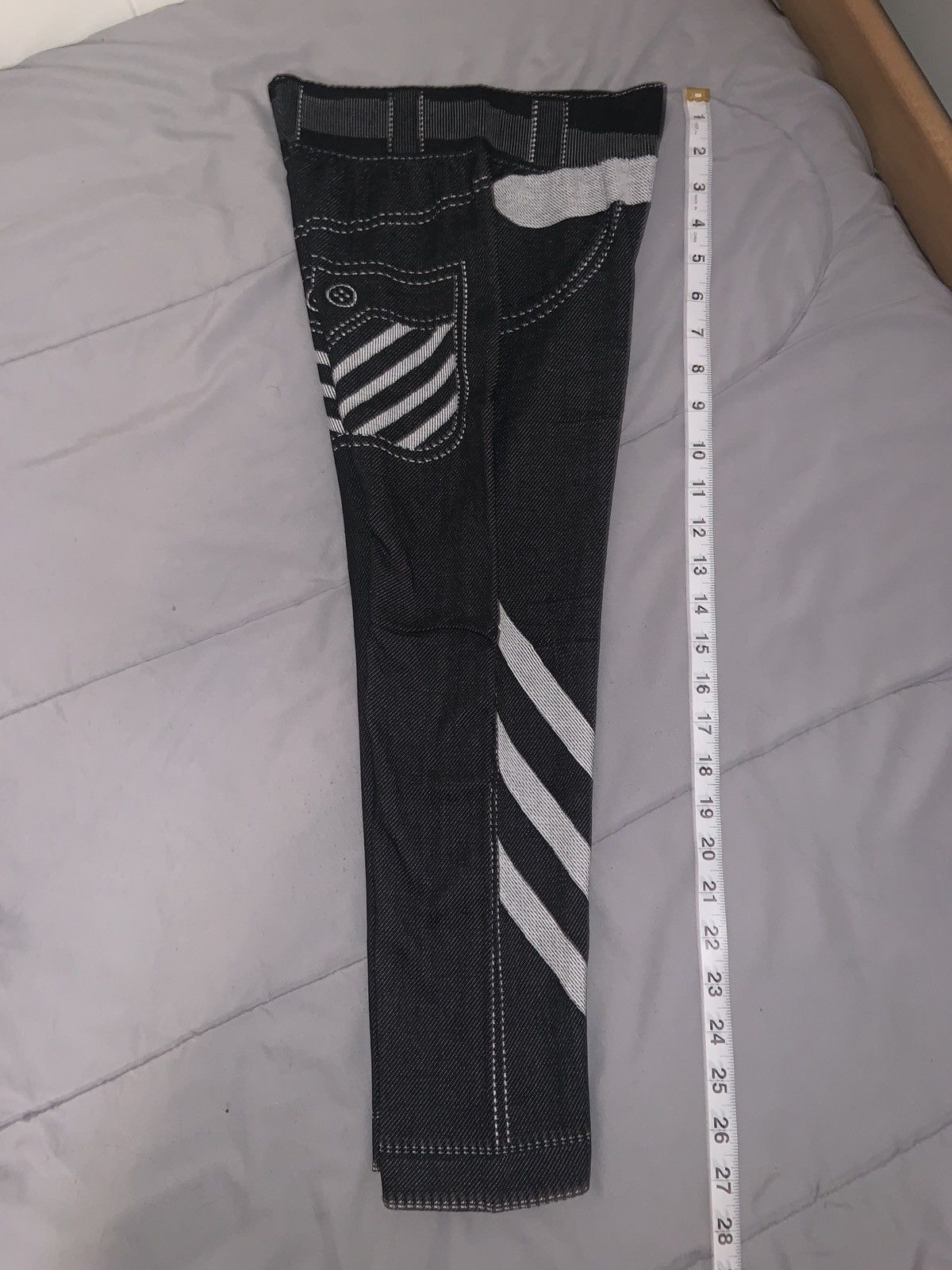 Other Woman’s leggings - Black Jean graphic - very stretchy Size 22" - 4 Thumbnail
