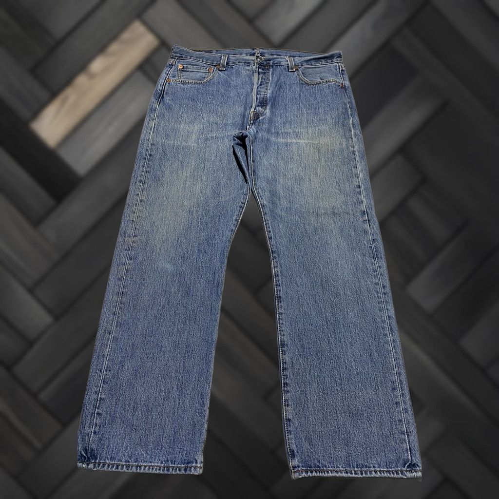 Levi's Levi's 501 Jeans Mens 36x29 Blue Denim Button Fly Straight Leg Classic Fit Size US 36 / EU 52 - 1 Thumbnail
