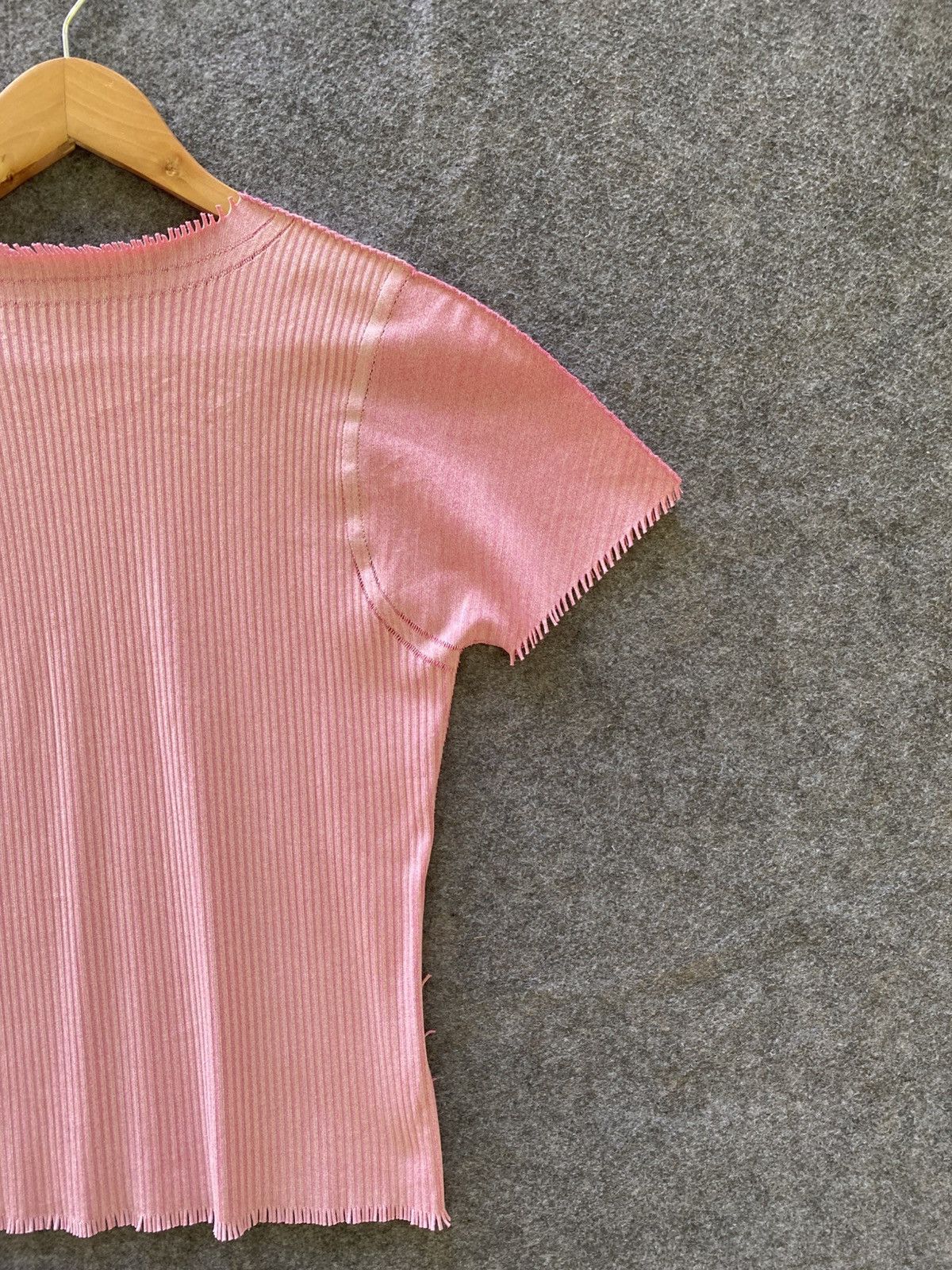 Pleats Please Issey Miyake Vintage pleats please by issey miyake short sleeve Size S / US 4 / IT 40 - 8 Thumbnail