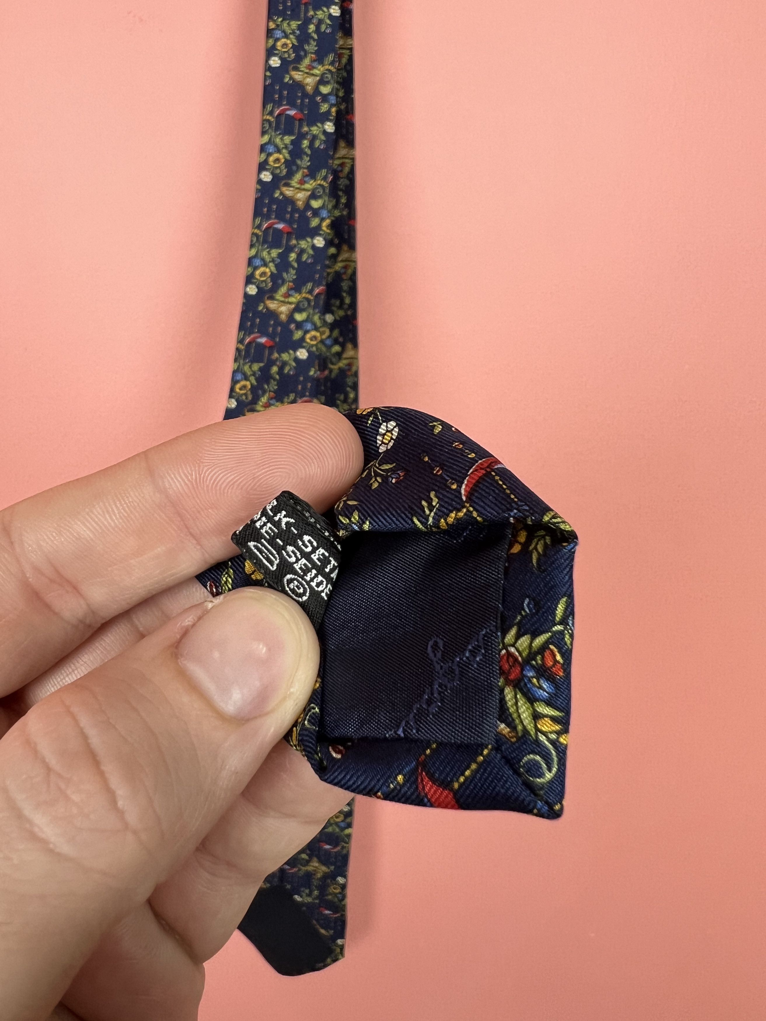 Salvatore Ferragamo Salvatore Ferragamo tie silk vintage rare Italy design Size ONE SIZE - 7 Thumbnail