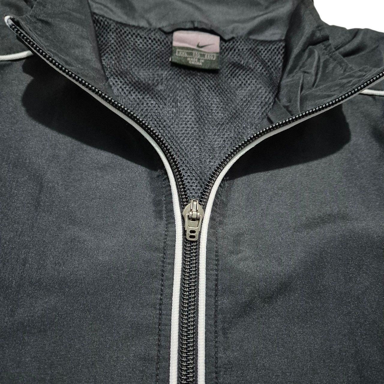 Nike Vintage nike y2k nylon drill jacket Size US XL / EU 56 / 4 - 6 Thumbnail