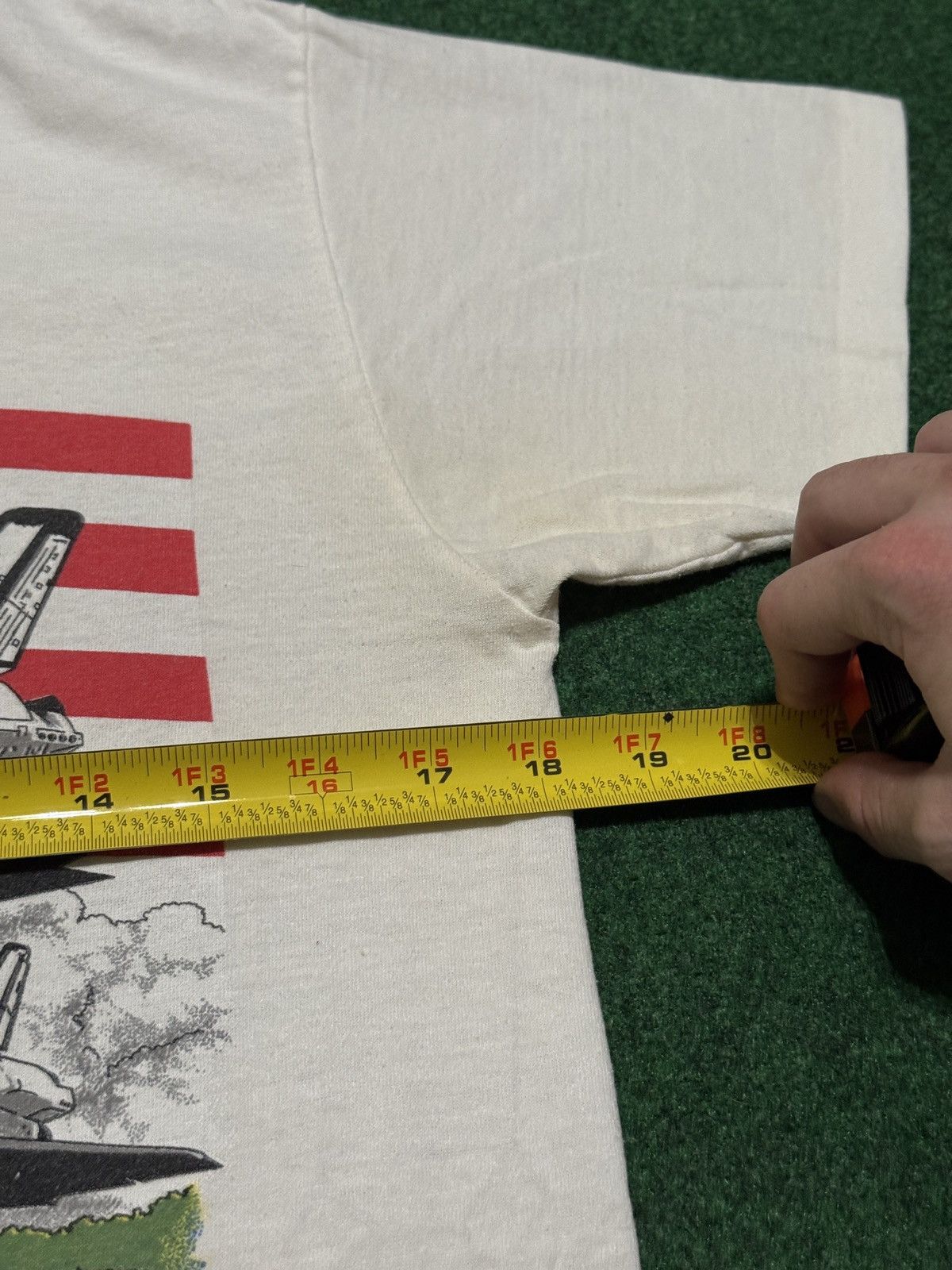 Vintage Vintage 70s 80s Nasa Space Shuttle Launch Florida T Shirt Size US M / EU 48-50 / 2 - 5 Thumbnail