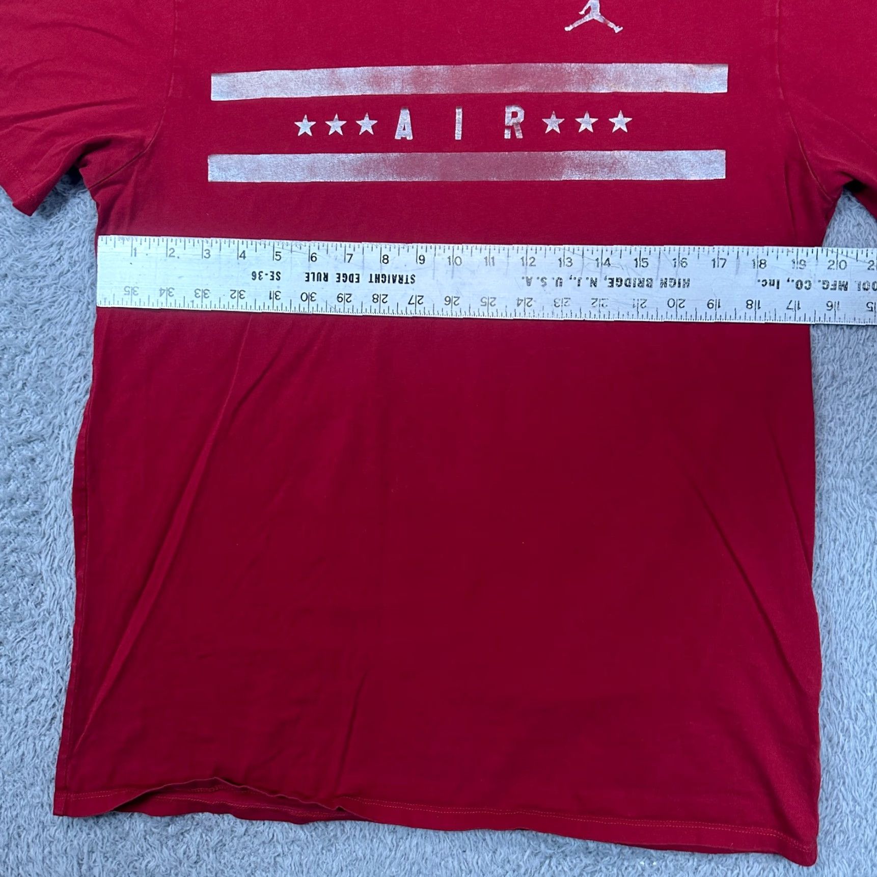 Jordan Brand Air Jordan T-Shirt Mens L Red Sliver Decals Basketball NBA 1985 Size US L / EU 52-54 / 3 - 7 Thumbnail