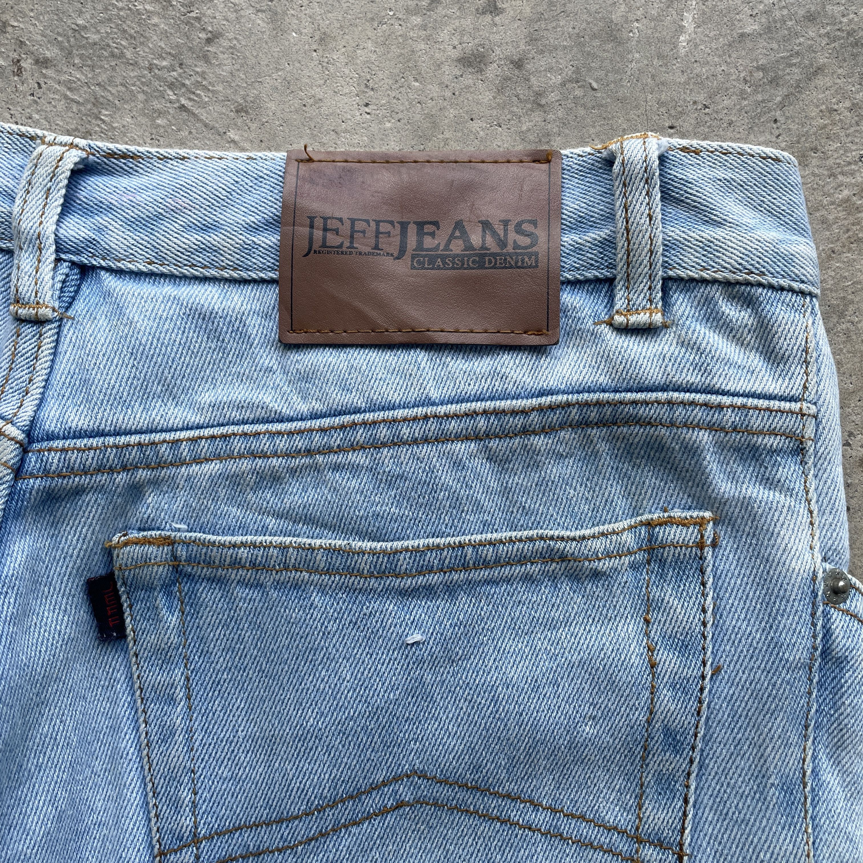 Japanese Brand VINTAGE JAPAN FADED DISTRESSED JEANS RIPPED DENIM PANTS W32 Size US 32 / EU 48 - 7 Thumbnail