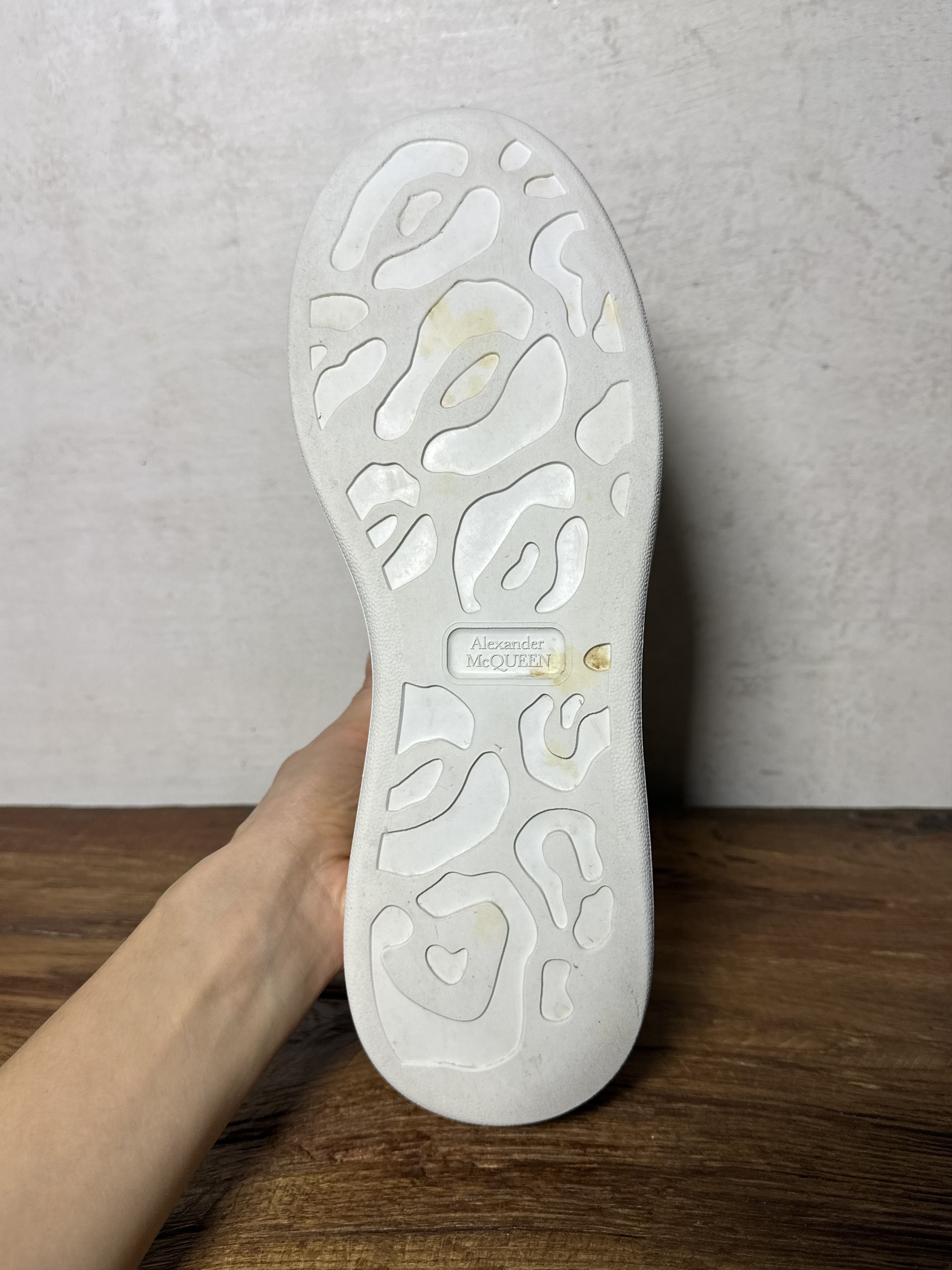Alexander McQueen Alexander Mcqueen Oversized Sneaker White Size US 11 / EU 44 - 13 Thumbnail