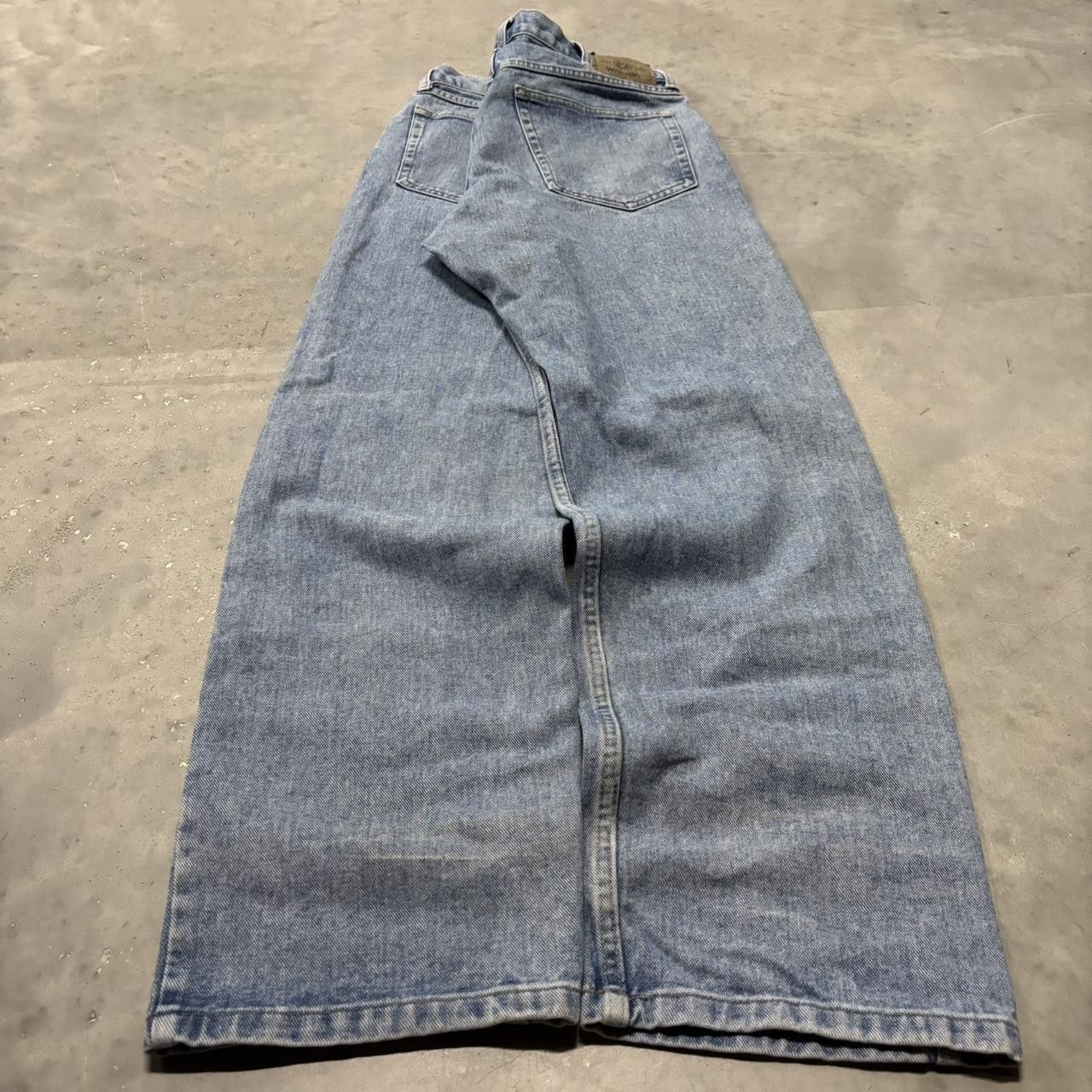 Japanese Brand × Vintage Crazy Vintage Y2K/2000s Light Wash Essential Denim Jeans! Size US 33 - 4 Thumbnail
