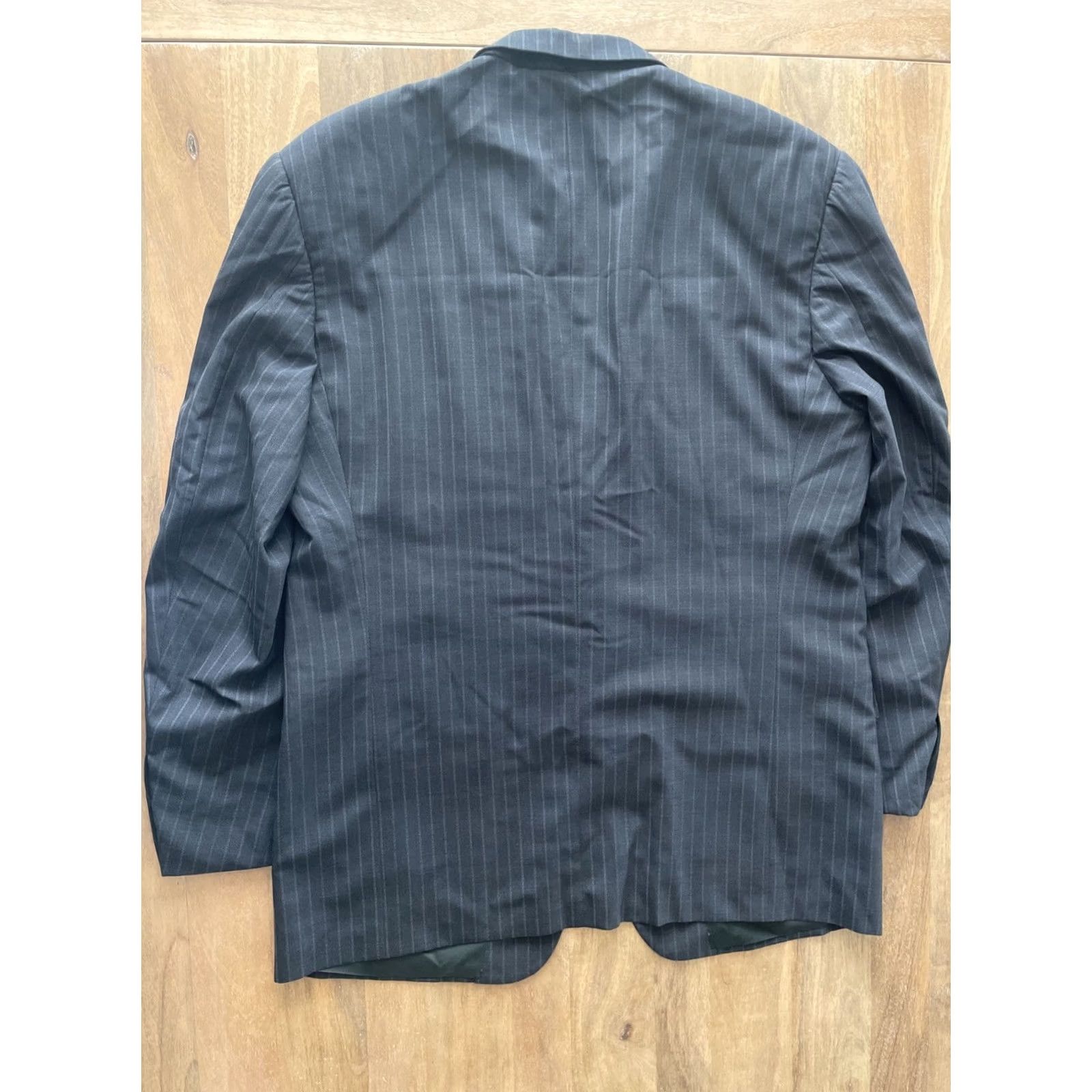 Corneliani Corneliani Blazer Mens 42R Gray Pinstripe Wool Merino Sport Jacket, Notch Lapel, Single-Breasted, Four-Button Sleeve, Classic Office Size 42R - 2 Thumbnail