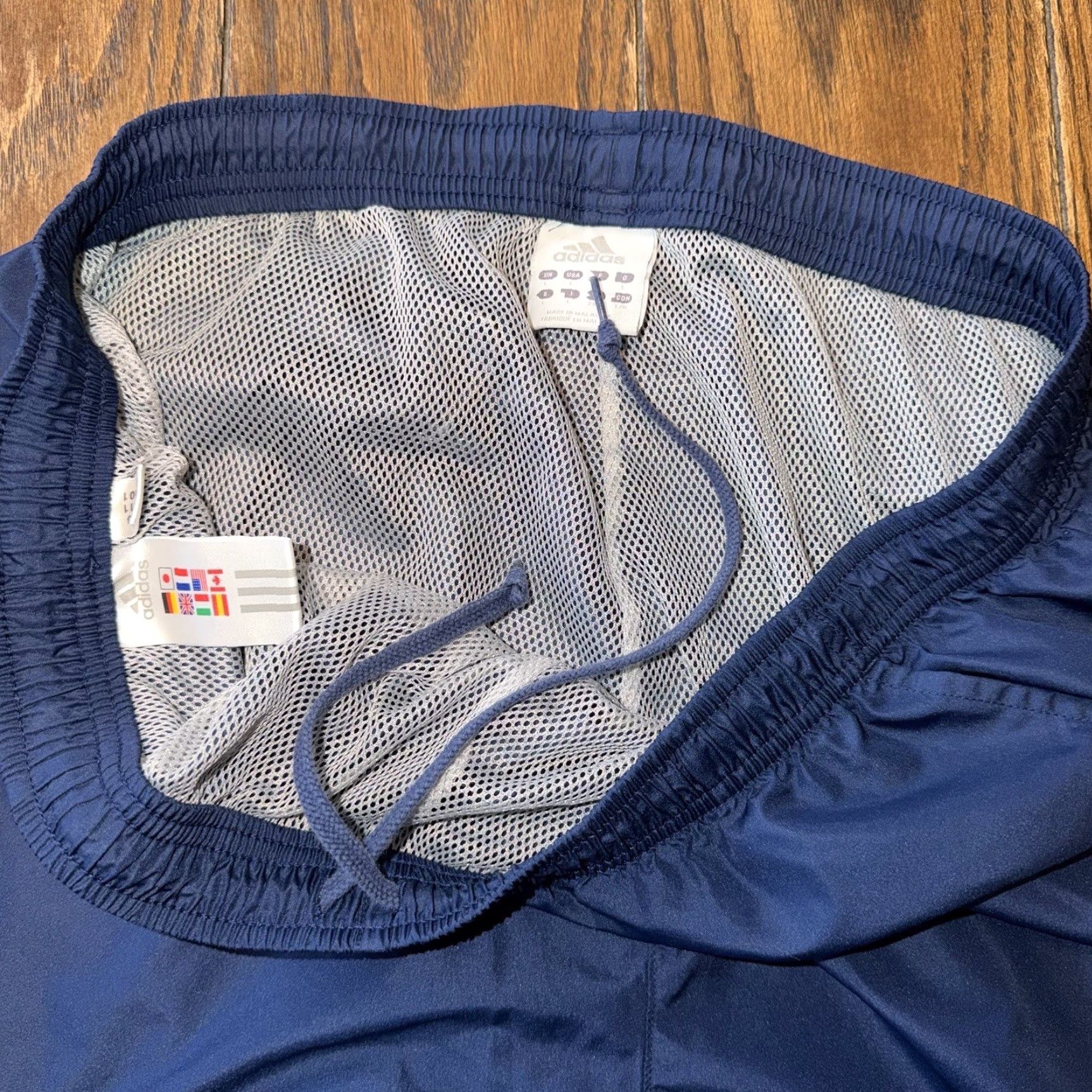 Adidas VINTAGE Adidas Mens Large Lined Pants Ankle Zip Blue White Clima Proof Y2K Embroidered - Gym & Training, Cross Training, Running & Jogging Mens Size US 33 - 7 Thumbnail