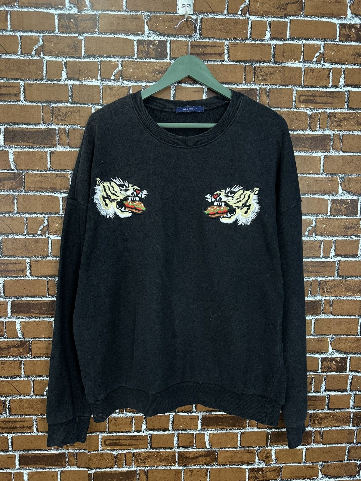 Vintage Boyscout WW2 Sukajan Embroidery Tiger Crewneck Z392 Size US L / EU 52-54 / 3 - 1 Thumbnail