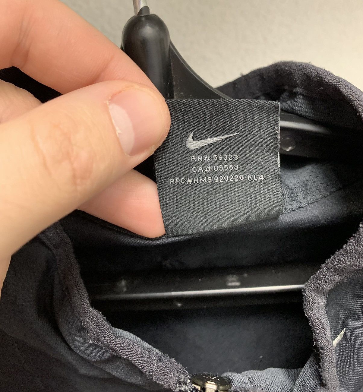 Nike Nike vintage black light jacket 1/4 zip black Xl Size US XL / EU 56 / 4 - 4 Thumbnail