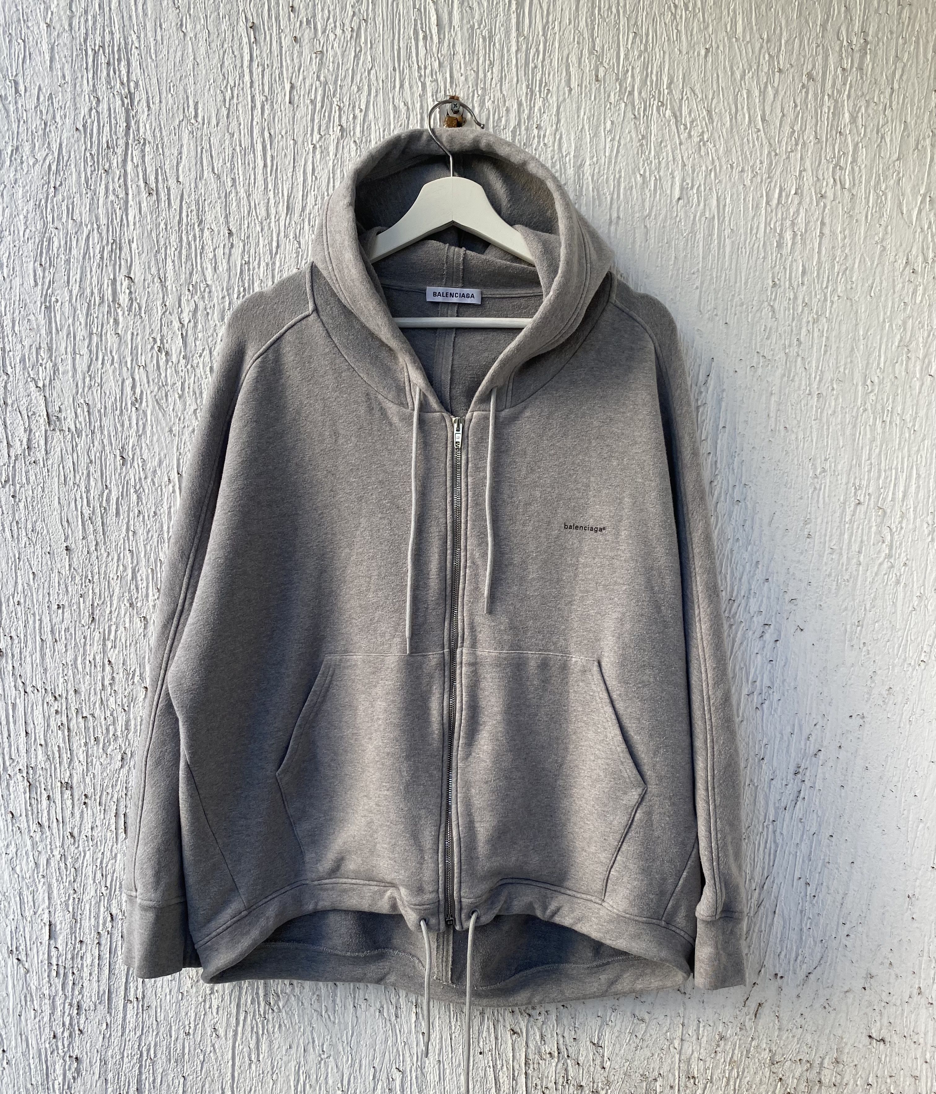 small logo zip up hoodie