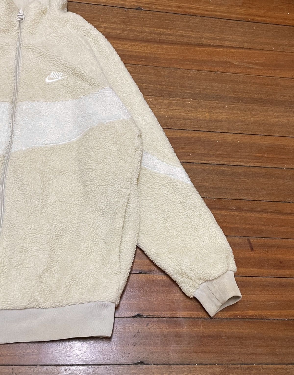 Nike Rare Design Nike Big Swoosh Boa Fleece Reversible Jacket Size US M / EU 48-50 / 2 - 10 Thumbnail