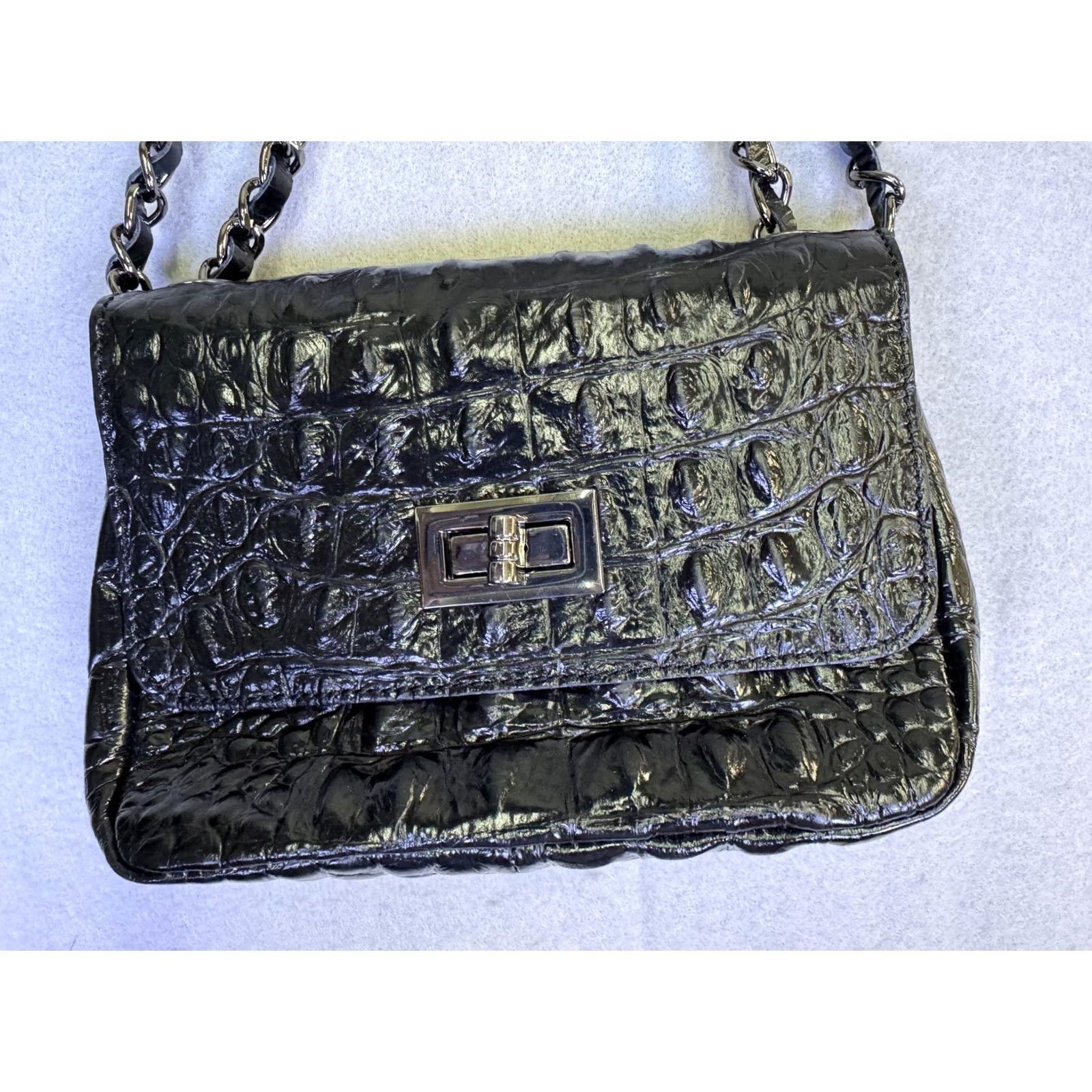 Vintage Scheilan Shoulder Bag Womens Mini Black Crocodile Leather Chain Strap Turn Lock Size ONE SIZE - 2 Thumbnail