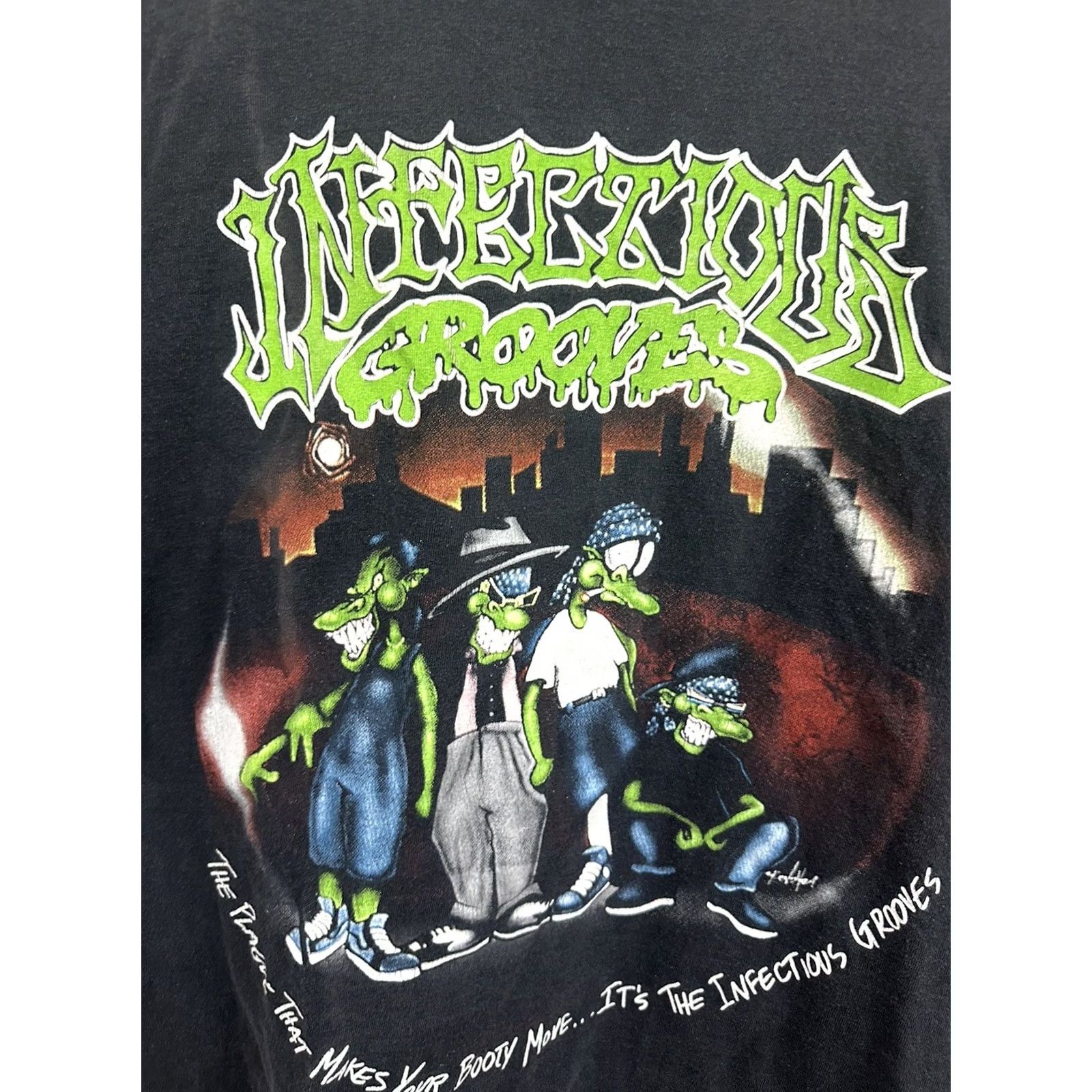 Vintage VINTAGE 90s Infectious Grooves The Plague That Makes Your Booty Move Band T-Shirt XL Black Mens Size US XL / EU 56 / 4 - 4 Thumbnail