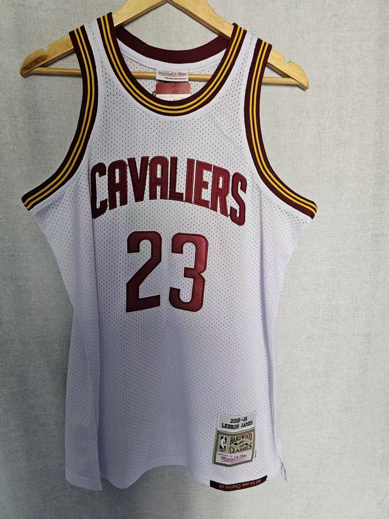 NBA Cleveland Cavaliers #23 LeBron James Jersey Double Stitched Size US M / EU 48-50 / 2 - 2 Thumbnail