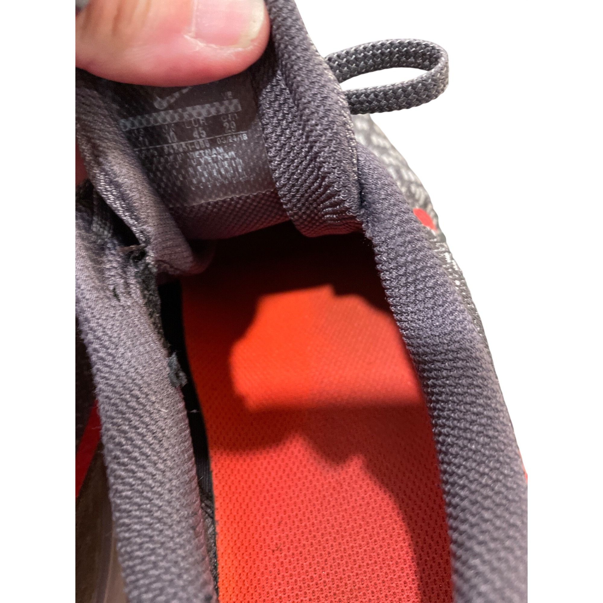 Nike Nike Pegasus 35 mens gray red running walking shoes sz 11 SK Size US 11 / EU 44 - 9 Thumbnail