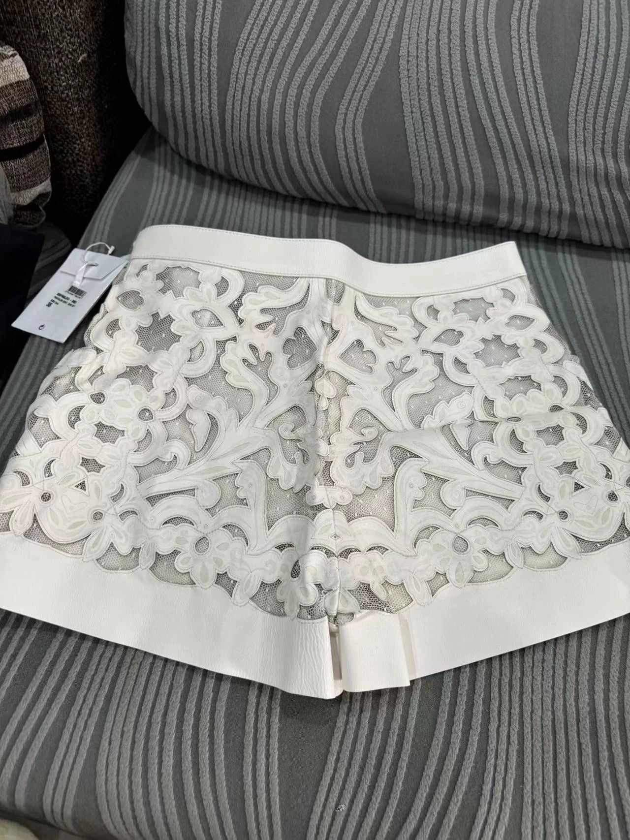 Dior Dior Leather & Lace Paneled Shorts (New) Size 26" / US 2 / IT 38 - 2 Thumbnail