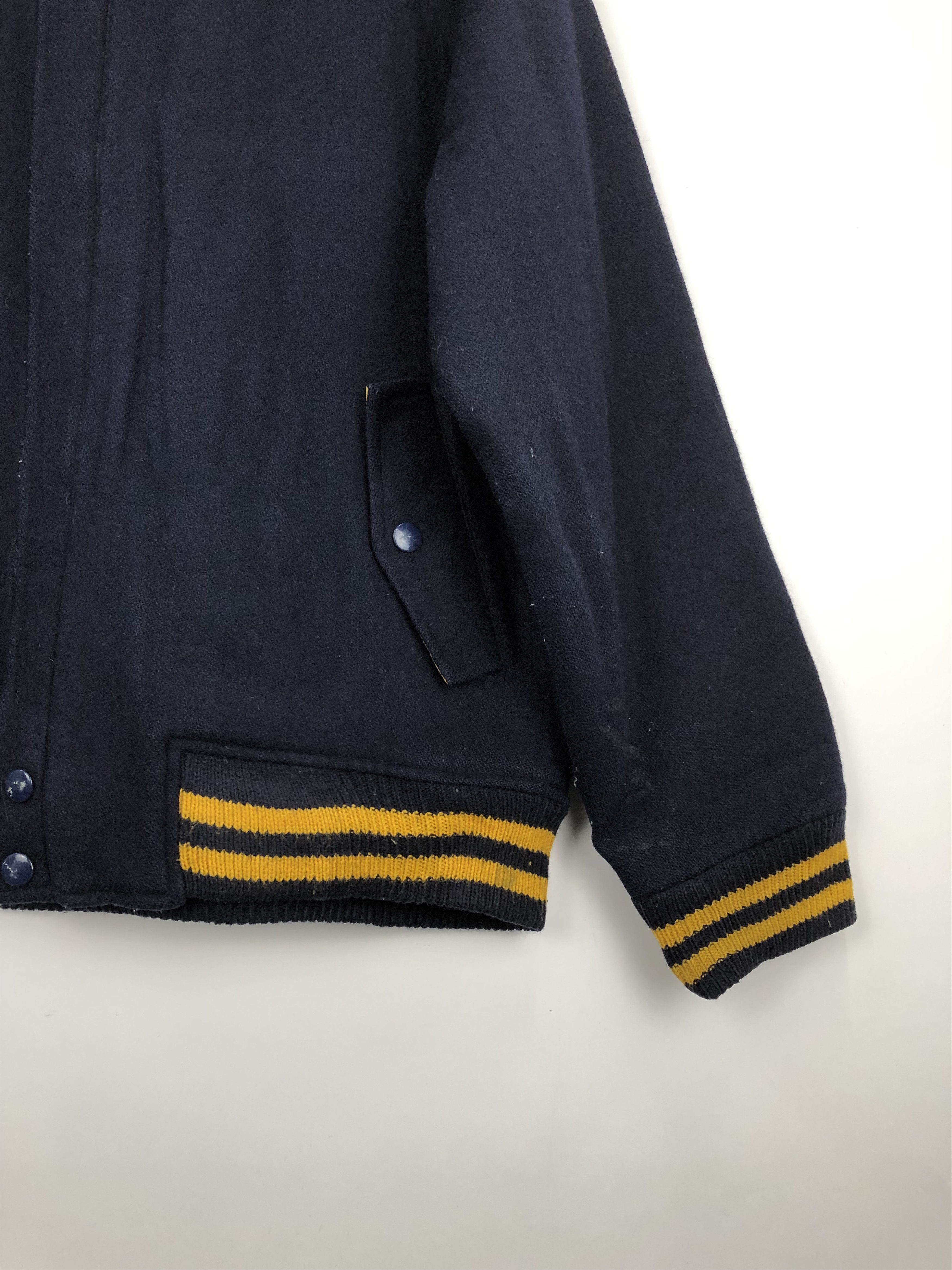 Vintage Vintage 90s Eight Club Wool Varsity Jacket V0327 Size US M / EU 48-50 / 2 - 6 Thumbnail