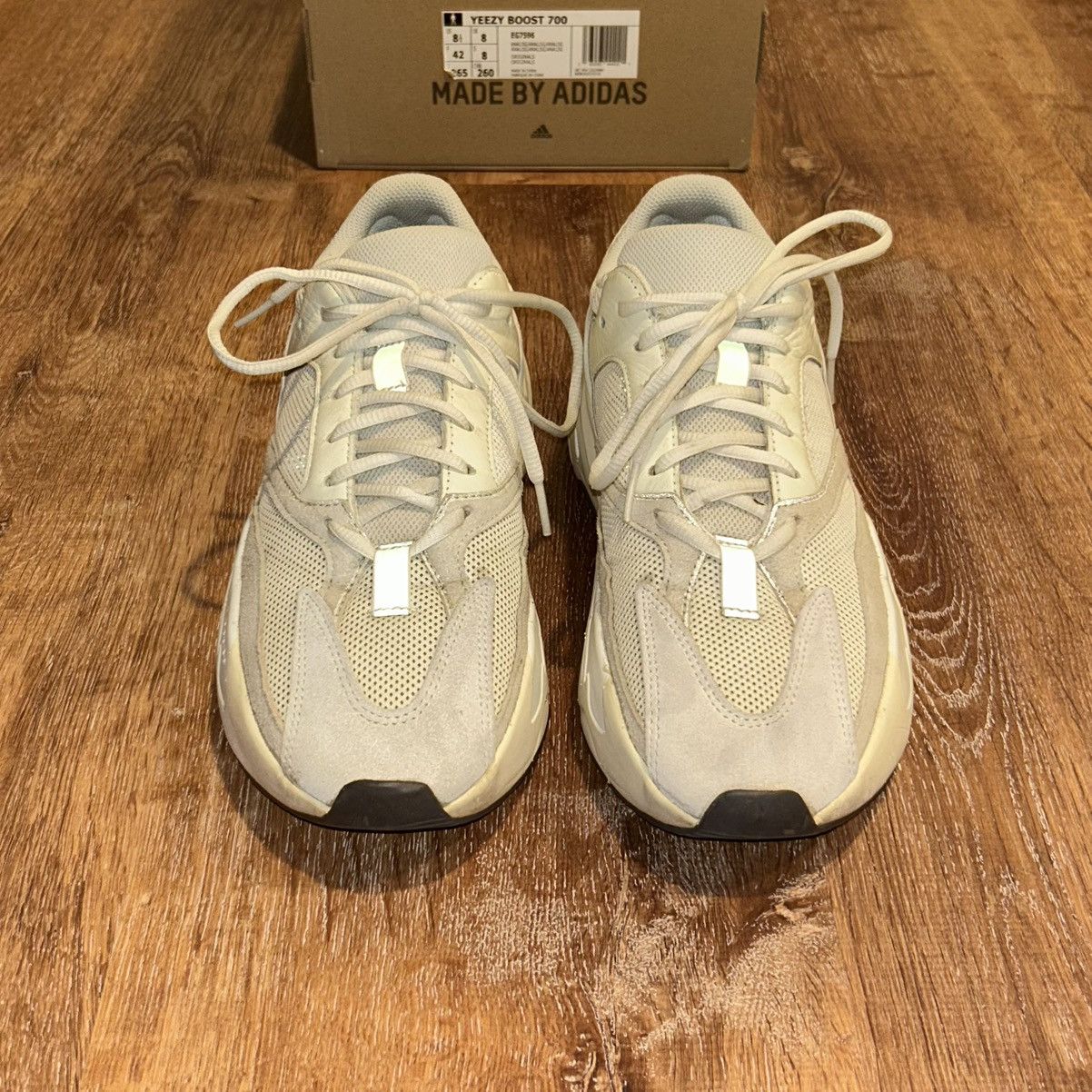 Yeezy Yeezy 700 V1 Analog Size US 8.5 / EU 41-42 - 6 Thumbnail