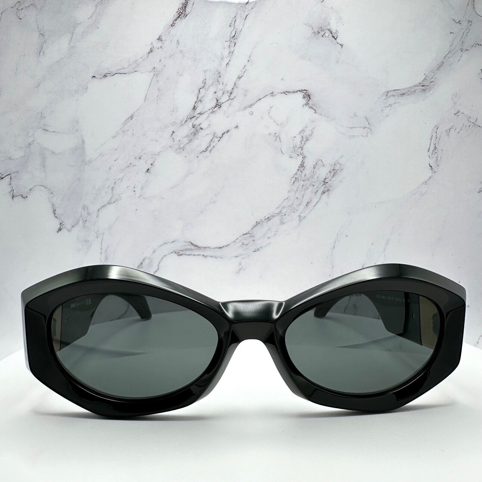 Versace New Versace Sunglasses Black Gold Medusa Plaque Oval Italy Size ONE SIZE - 4 Thumbnail