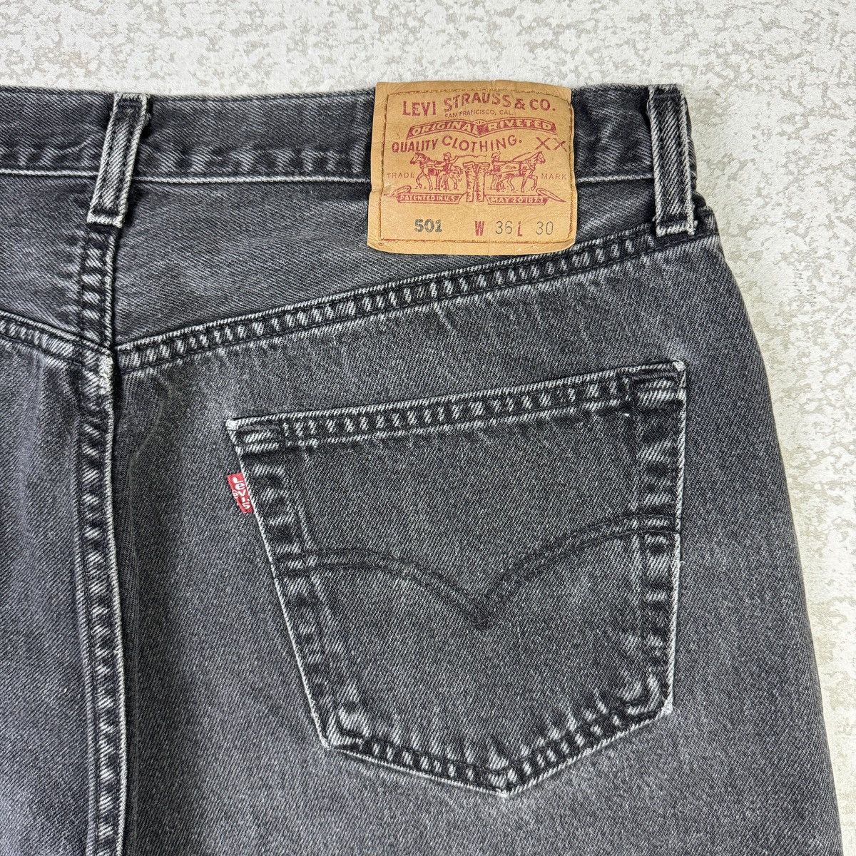 Levi's × Vintage Levis 501 Faded Black Vintage Y2K Short Size US 34 / EU 50 - 6 Thumbnail