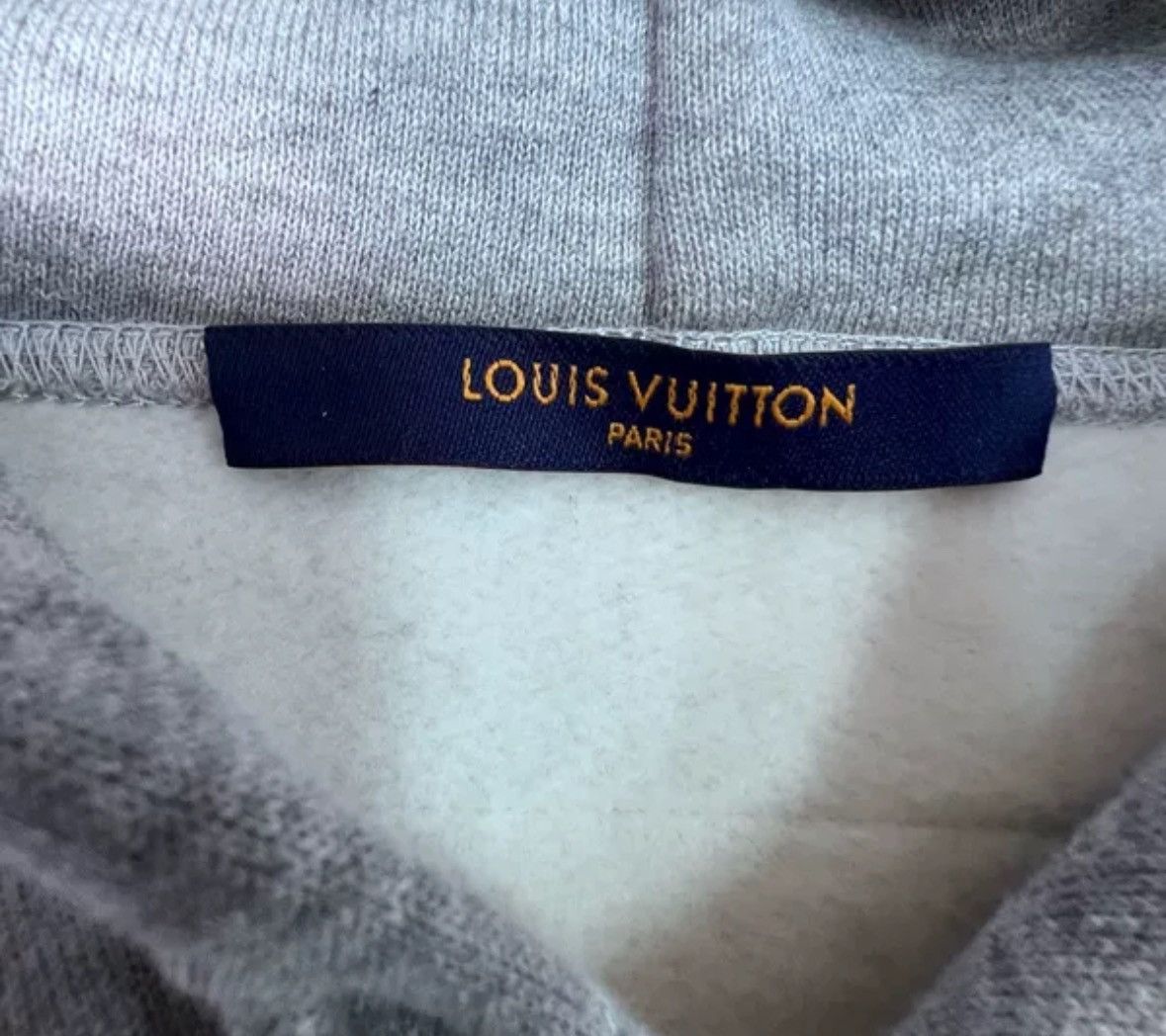 Louis Vuitton Louis Vuitton green plush hooded sweatshirt 2412-Nextarrow Size US M / EU 48-50 / 2 - 4 Thumbnail