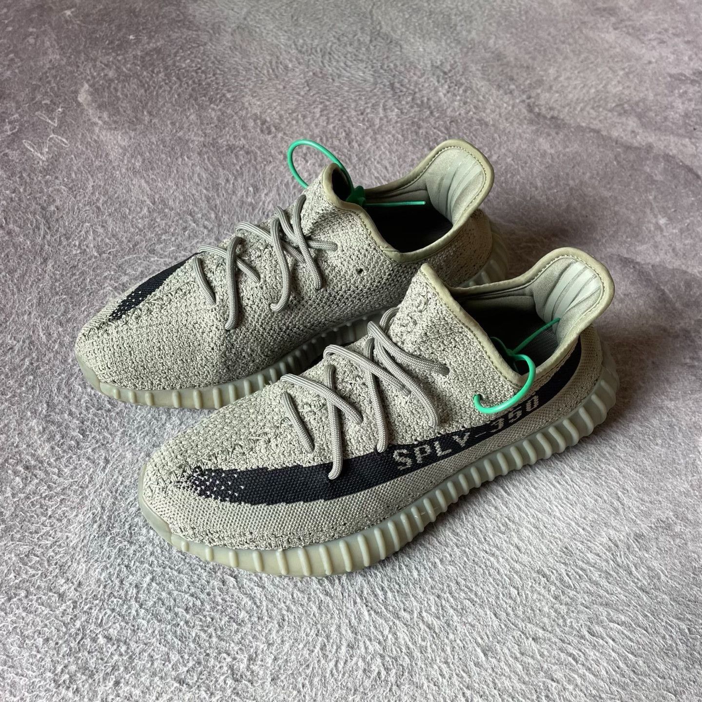 Yeezy Yeezy Gray Lowtop Sneakers 43 Men Size US 10 / EU 43 - 1 Thumbnail