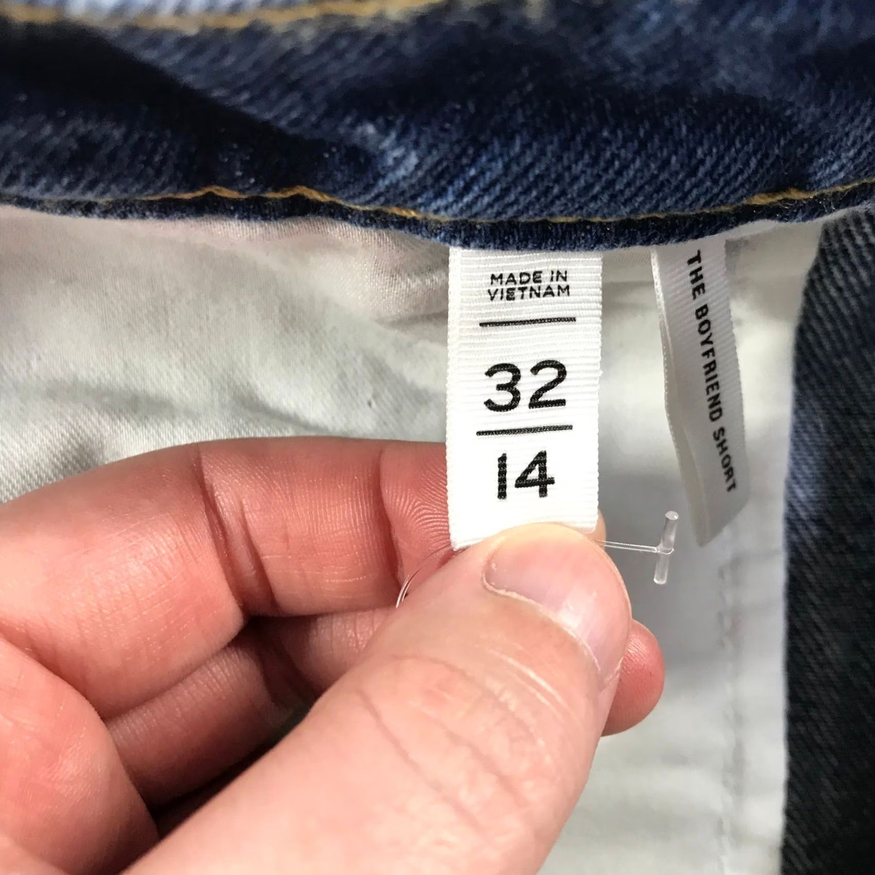 Loft LOFT The Boyfriend Short High Rise Blue Denim 14 Wash 5.5" Casual Summer Boho Fit Size 25" / US 0 / IT 36 - 6 Thumbnail