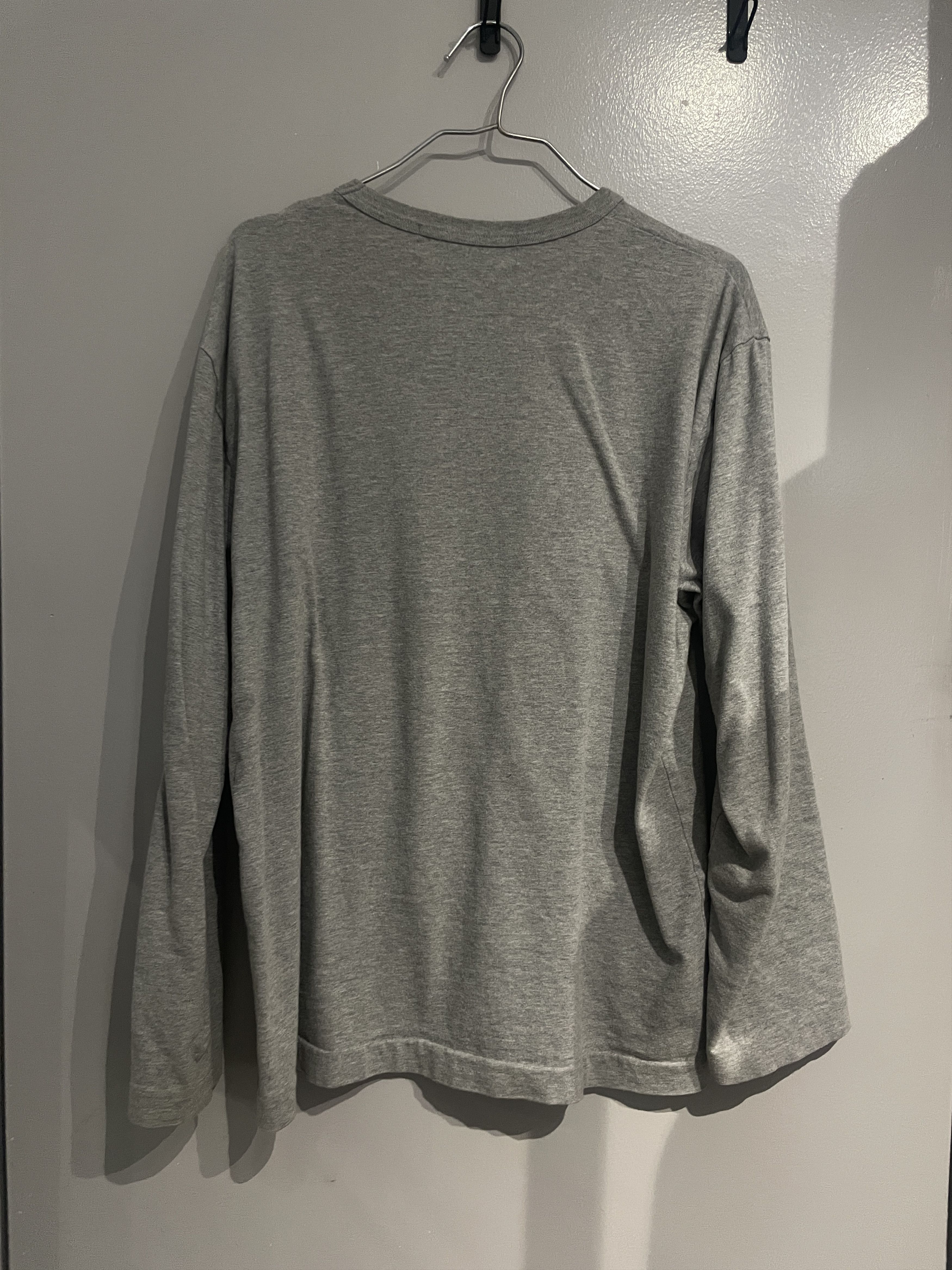 Comme des Garcons PLAY CDG Comme Des Garcons Play Longsleeve Gray Black Heart Size US M / EU 48-50 / 2 - 5 Thumbnail