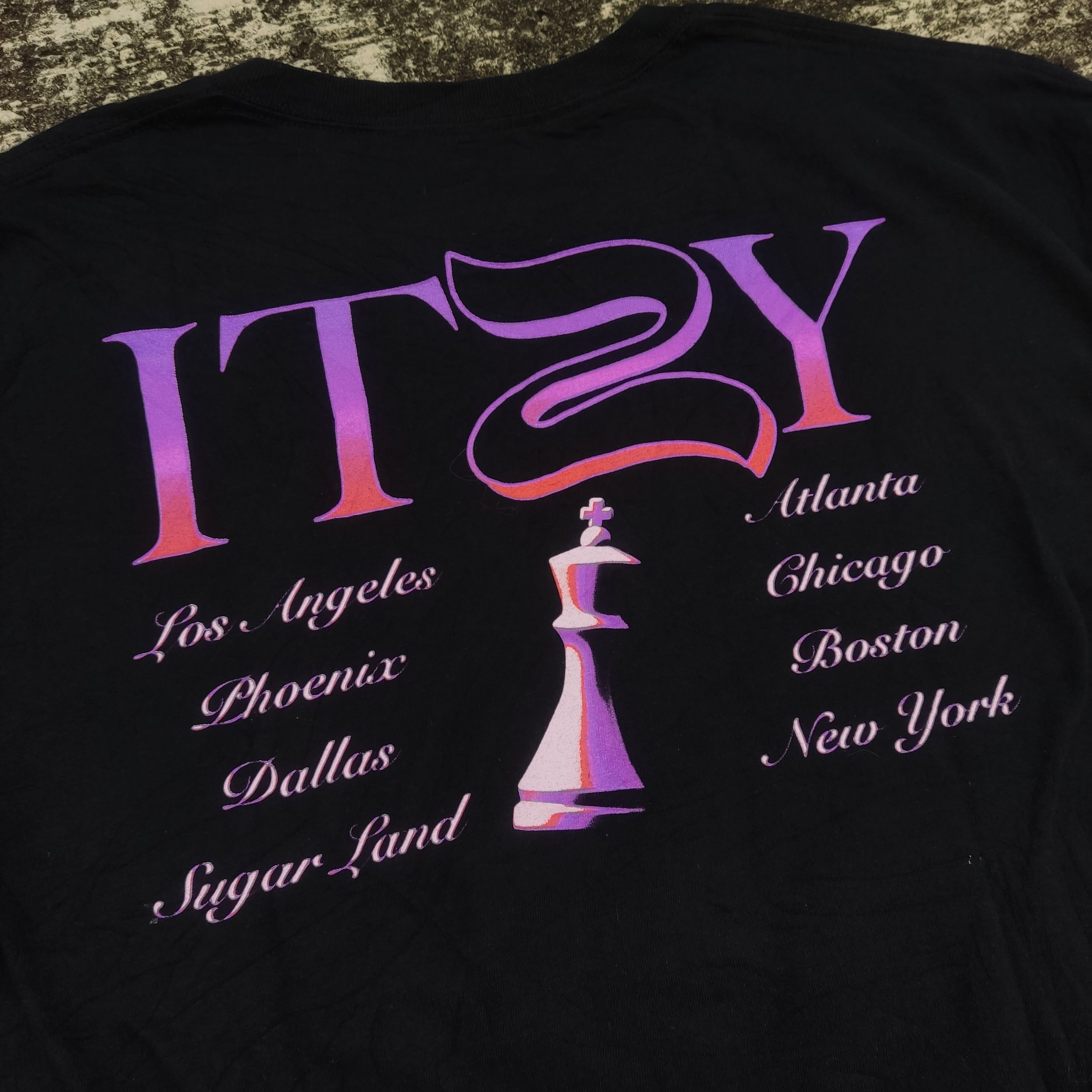 Band Tees Itzy Kpop, 1st World Tour Checkmate Size US XL / EU 56 / 4 - 4 Thumbnail