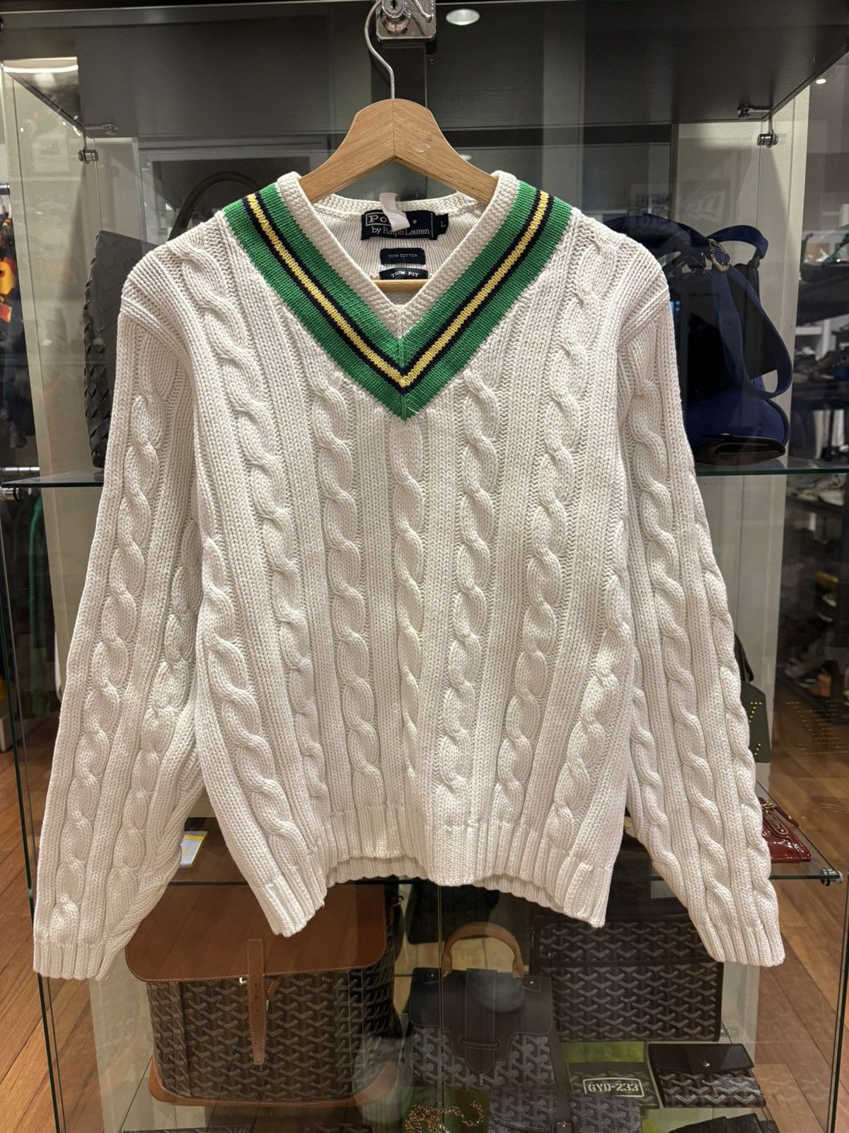Polo Ralph Lauren Polo Ralph Lauren Cable Knit V Neck Sweater Size US L / EU 52-54 / 3 - 1 Thumbnail