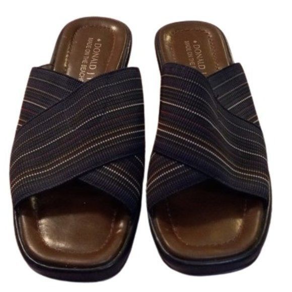 Donald Pliner Donald J Pliner Size 6 M Womens Black Wedge Sandals Crisscro Size US 8 / IT 38 - 1 Thumbnail