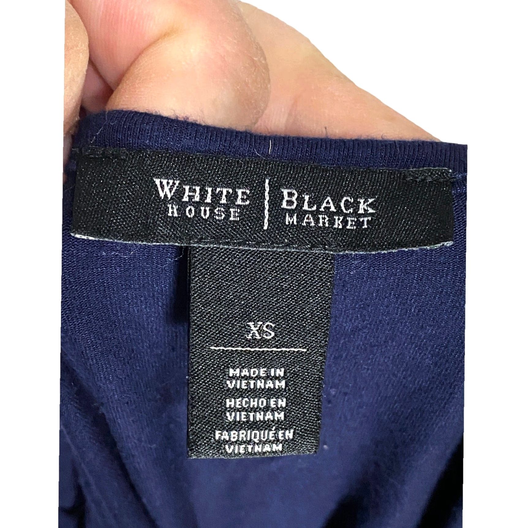 White House Black Market WHBM Cinched Ruched Sleeveless Blouse Shell Top Womens XS V Neck Dressy Career Blouse Size XS / US 0-2 / IT 36-38 - 6 Thumbnail