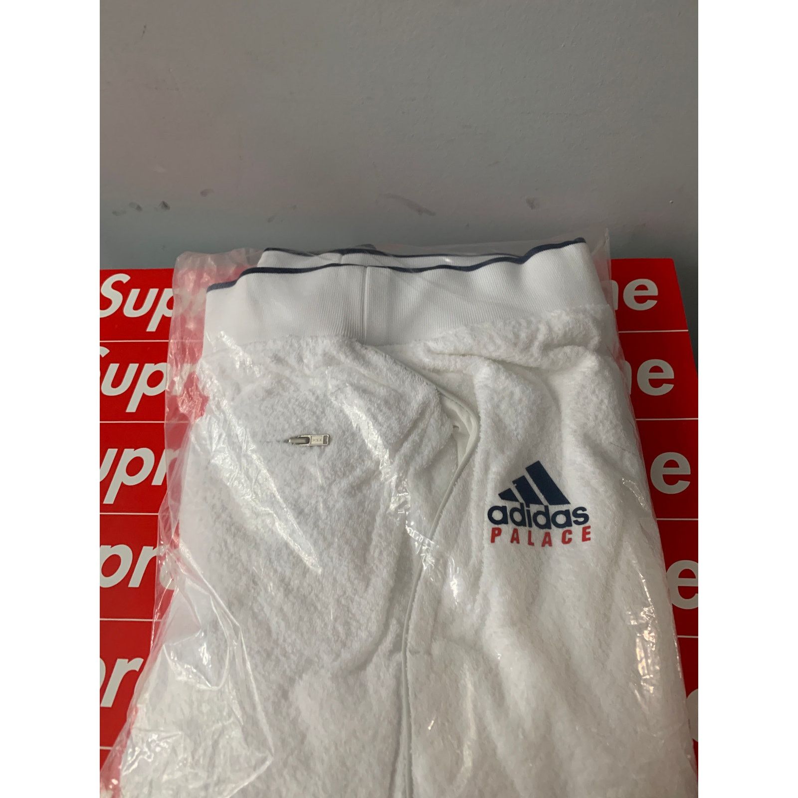 Adidas adidas x Palace Skateboards On Court Track Pants Size Small Size US 27 - 3 Thumbnail