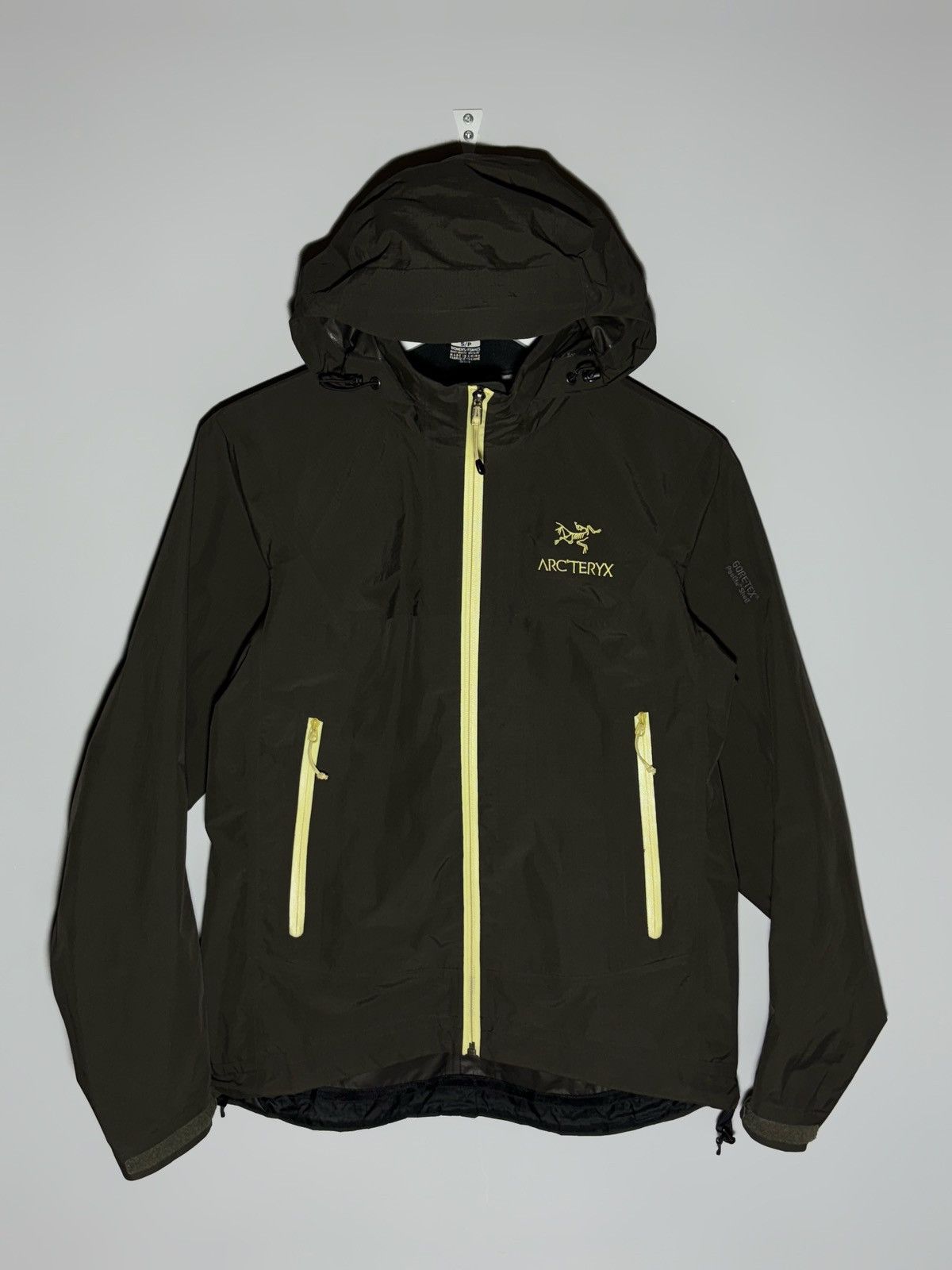 Arc'teryx Arc’Teryx Gore-Tex Paclite Shell Jacket Dark Green Size S / US 4 / IT 40 - 1 Thumbnail