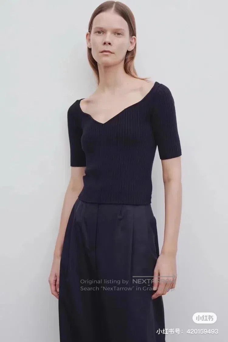 The Row The Row Black Ribbed Wool Short-Sleeve Top Size S / US 4 / IT 40 - 7 Thumbnail