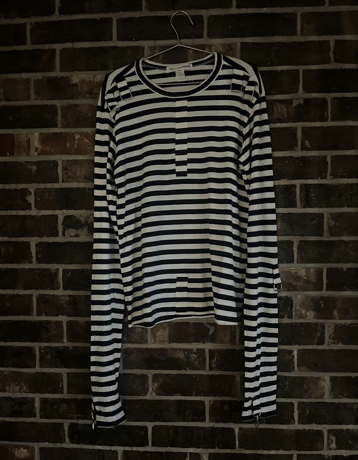elongated striped bondage long sleeve