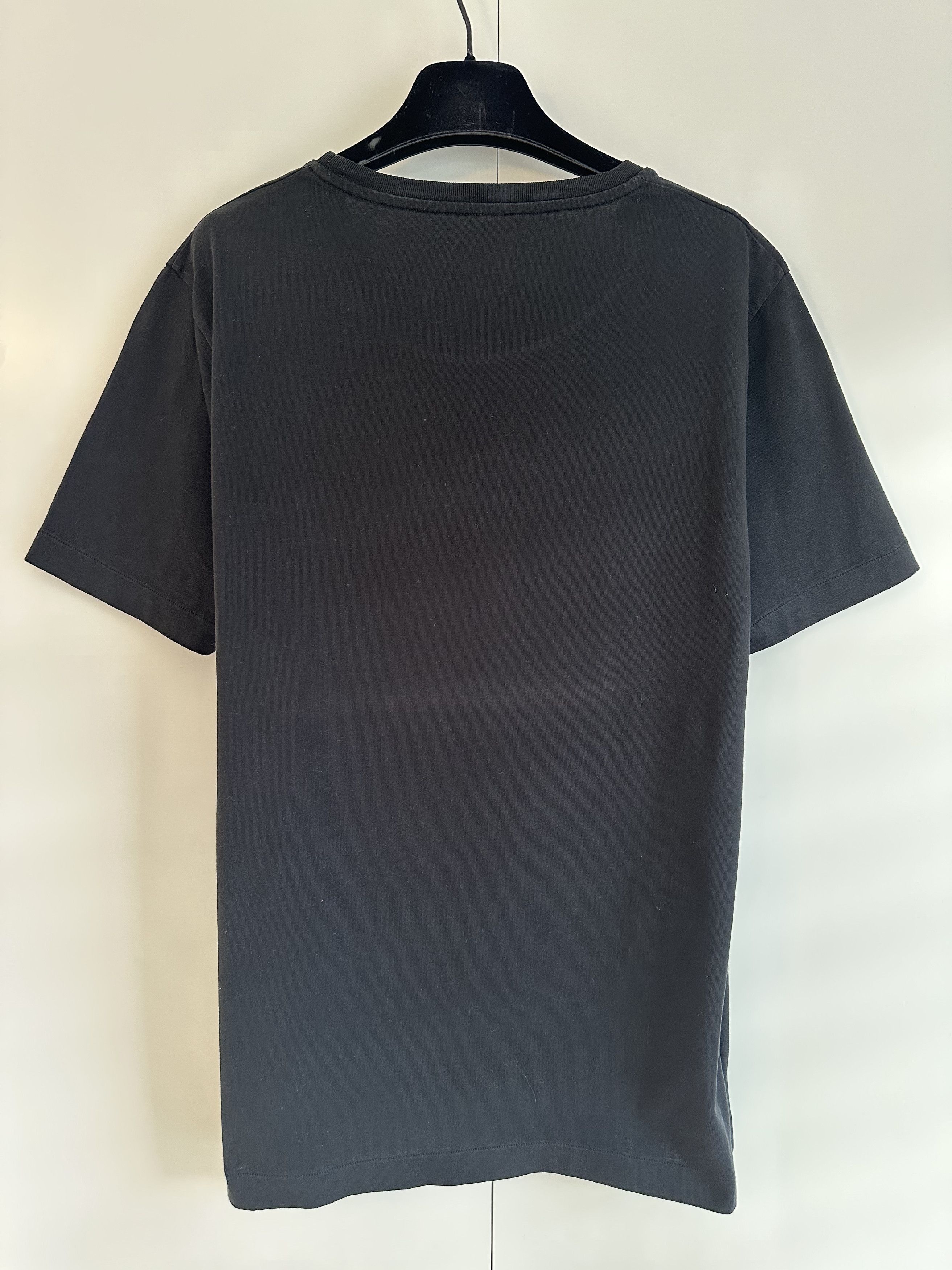 Balenciaga t shirt weird trip best sale