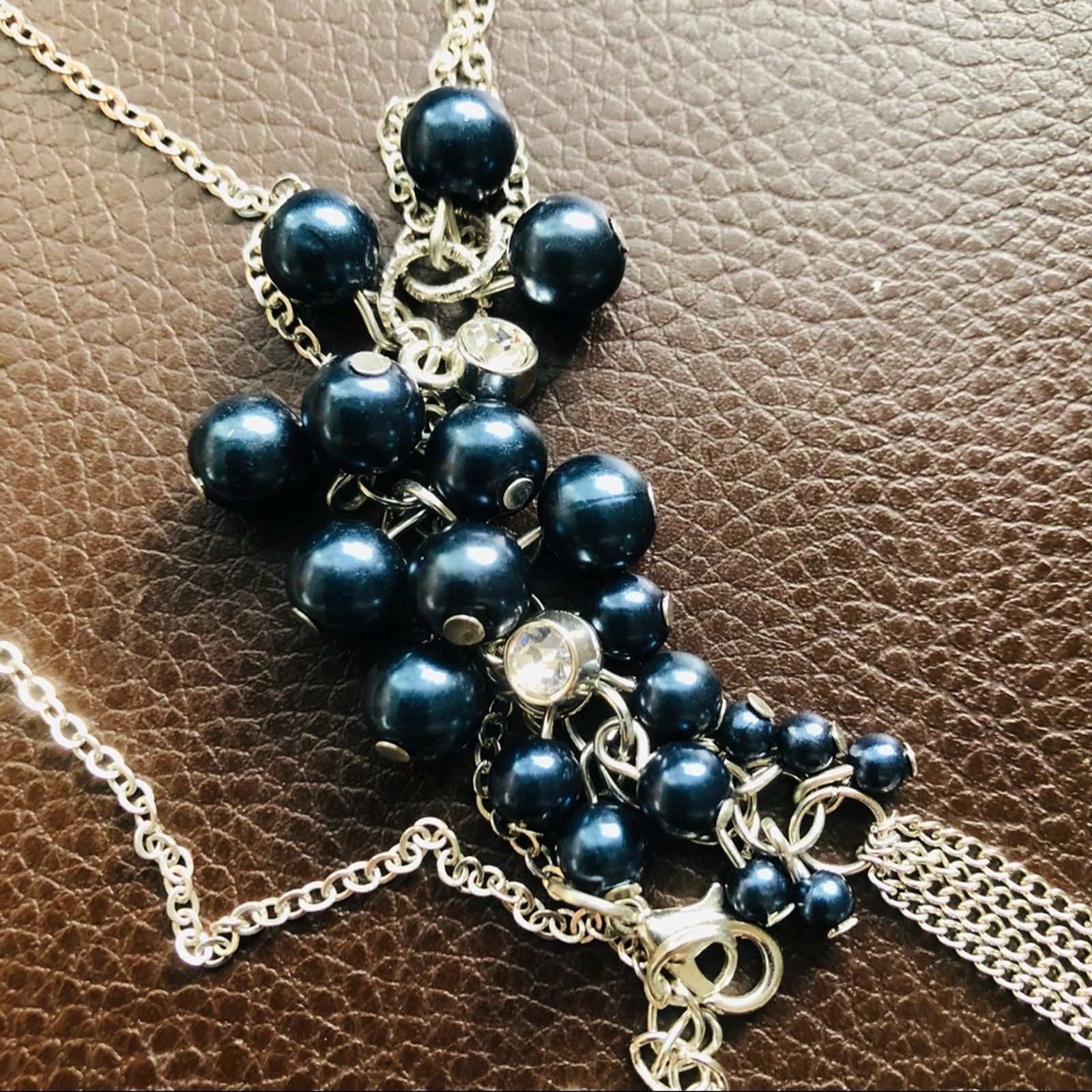 Jewelry Navy pearl cluster long length chain necklace Size ONE SIZE - 5 Thumbnail