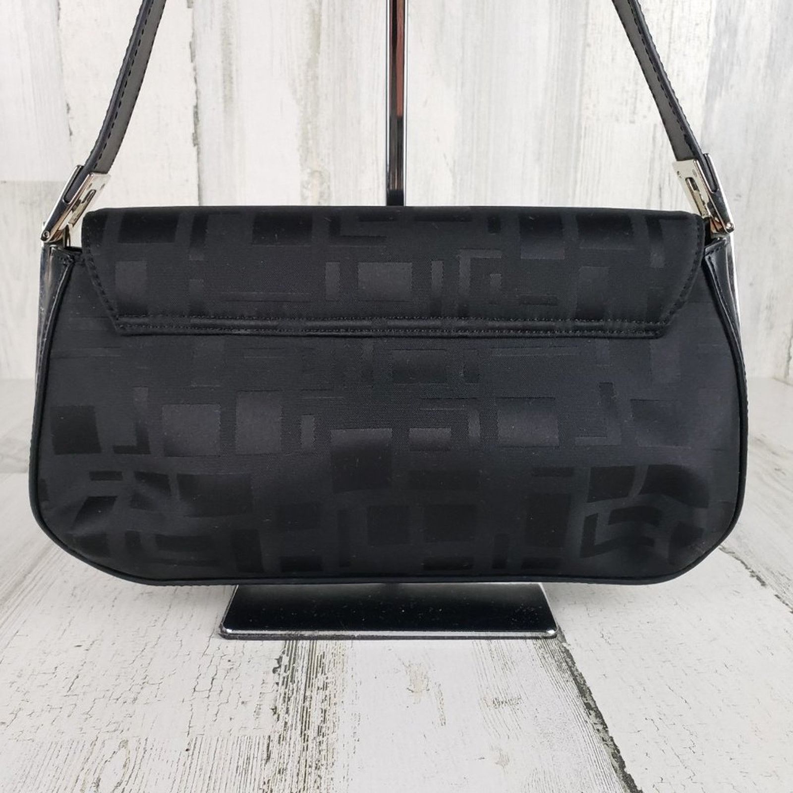 Other The Limited Black Textured Silver-Tone Shoulder Bag Purse Size ONE SIZE - 4 Thumbnail
